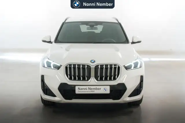 BMW X1 view 2