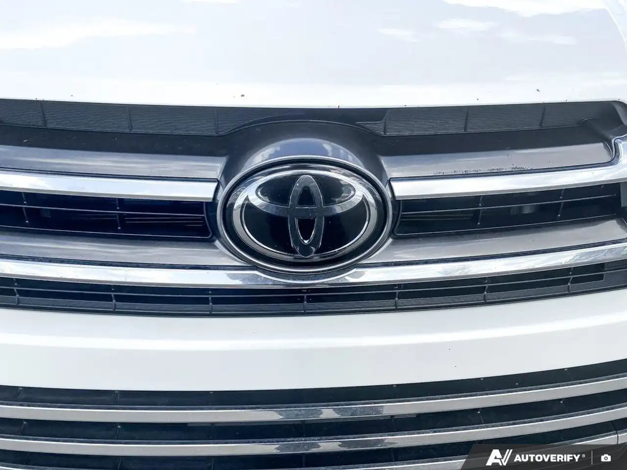 Toyota Highlander photo Toyota Highlander