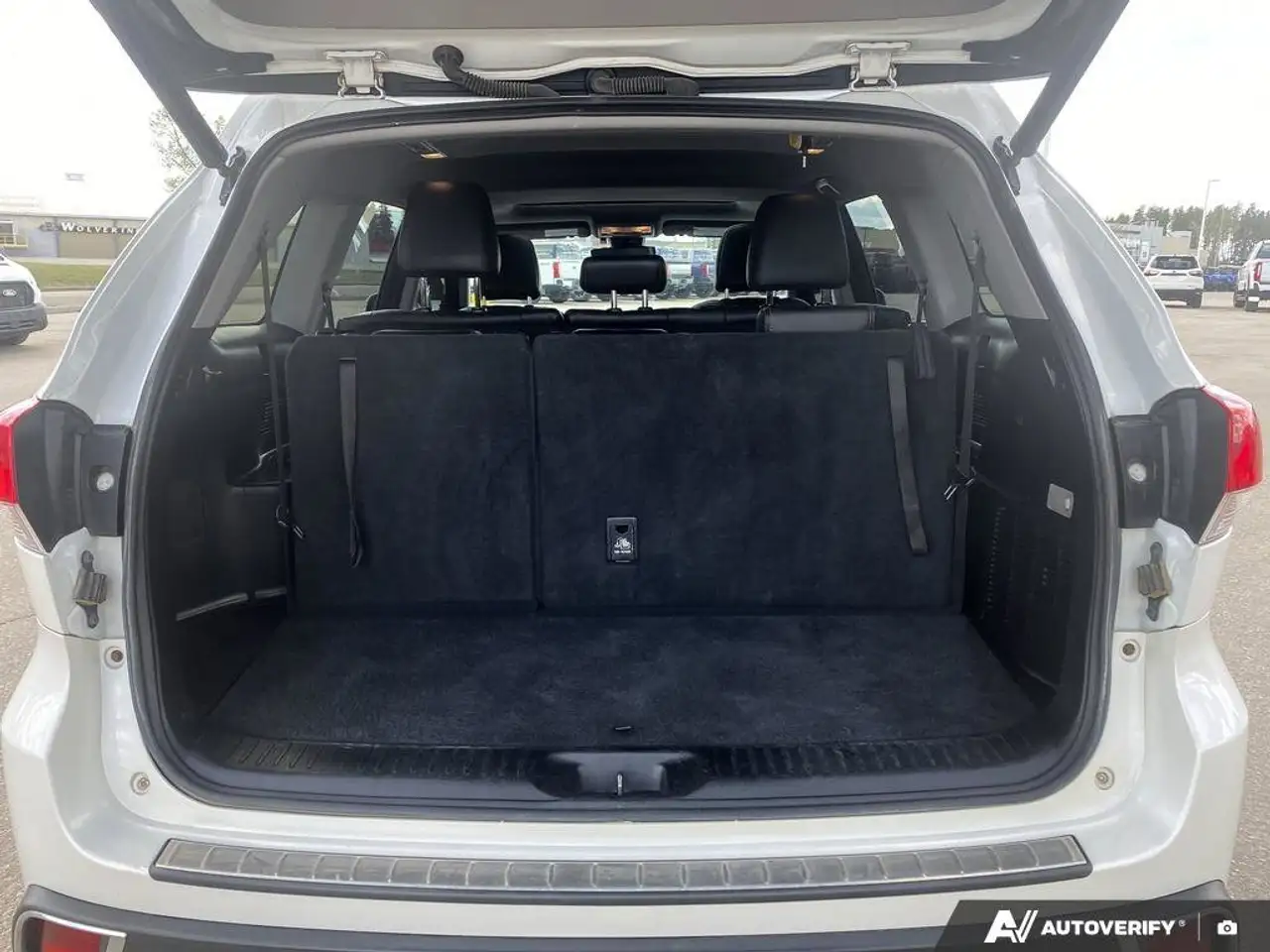 Toyota Highlander photo Toyota Highlander