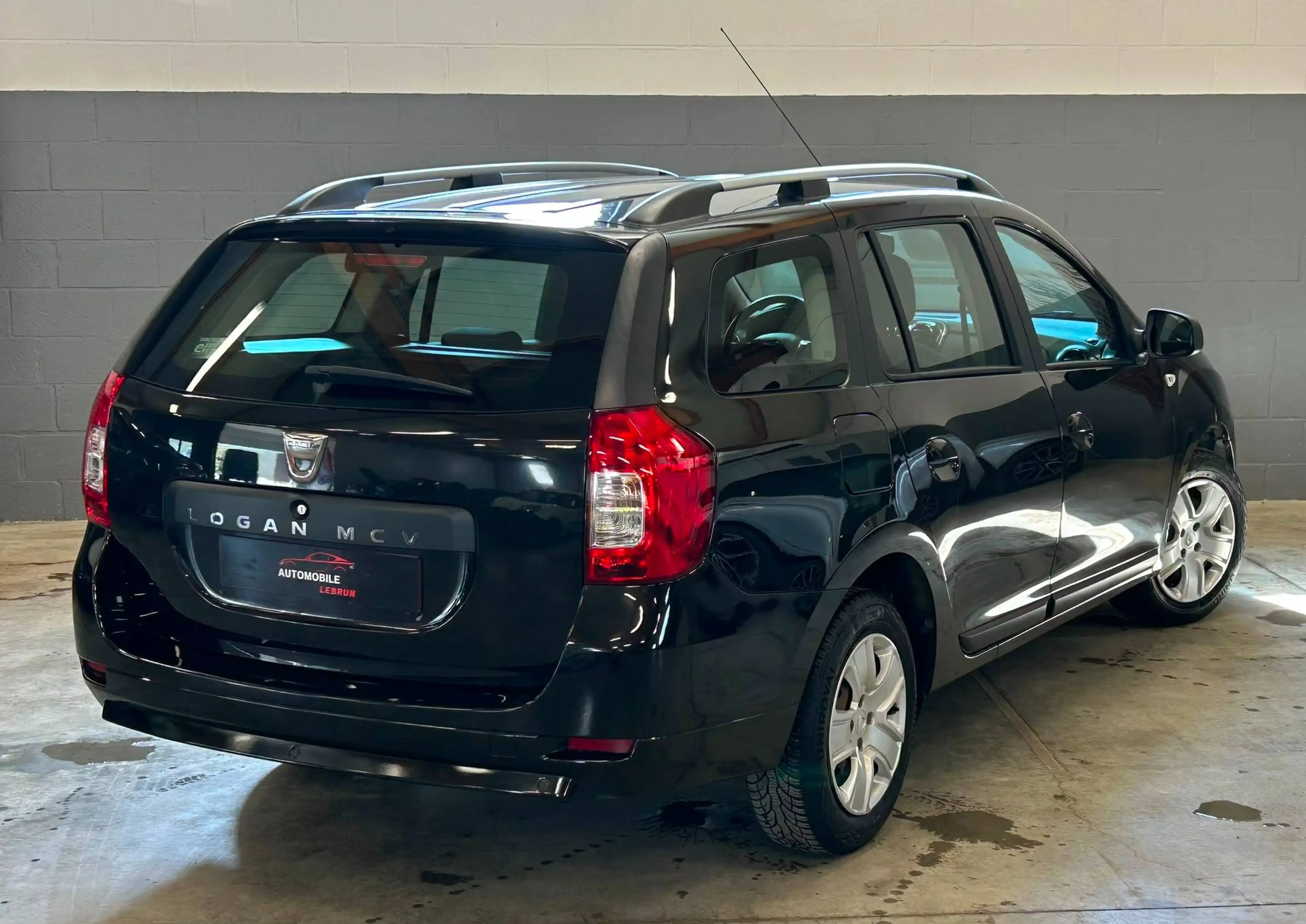 Dacia Logan MCV 1.0i SCe Euro6c Gps, Clim, Cruise, Capteurs..Parfait état! — photo 5