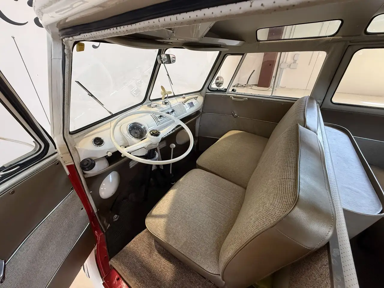 Volkswagen T1 DE LUXE SAMBA, foto 10