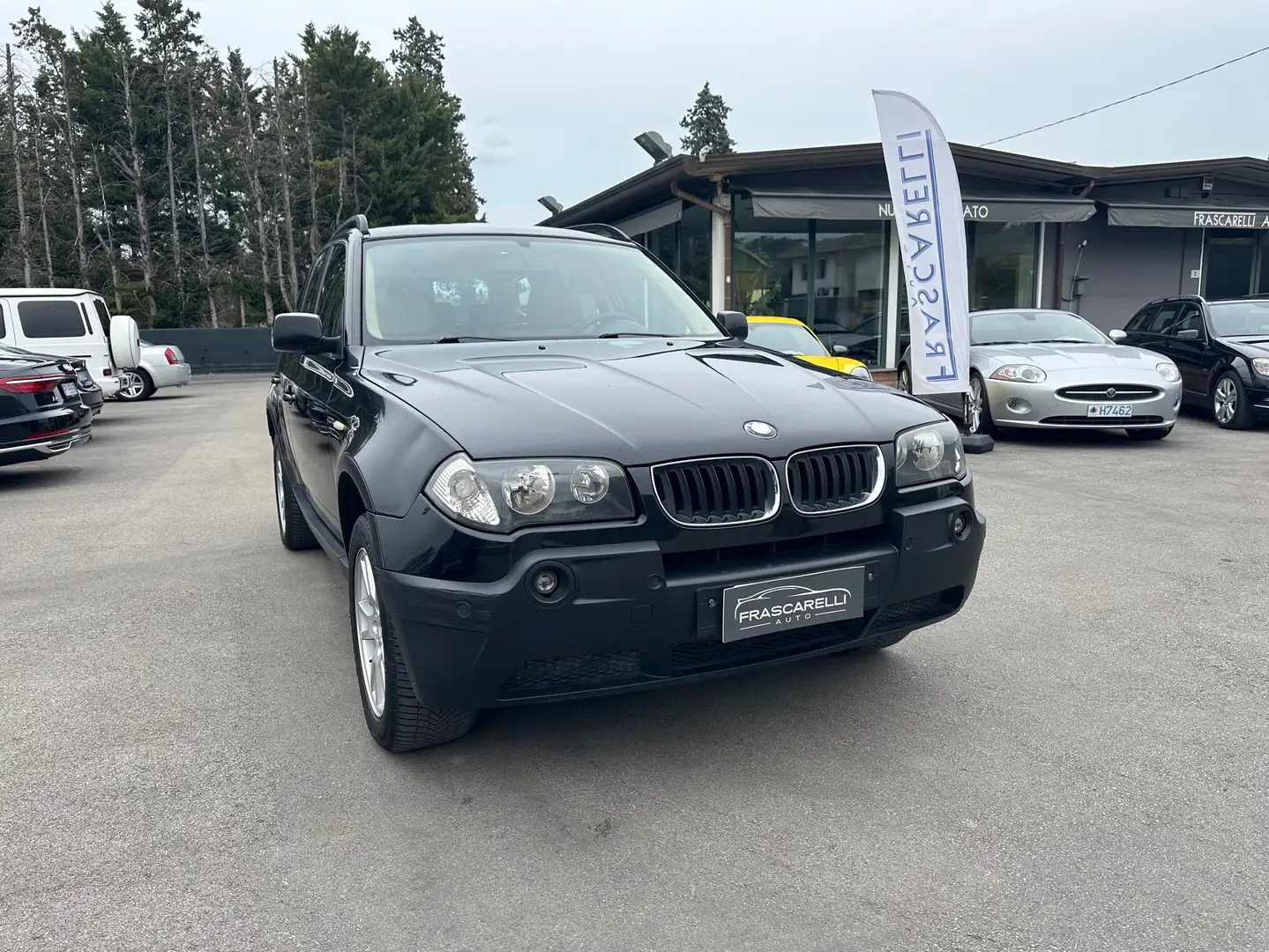 BMW X3 2.0d Nero - 1