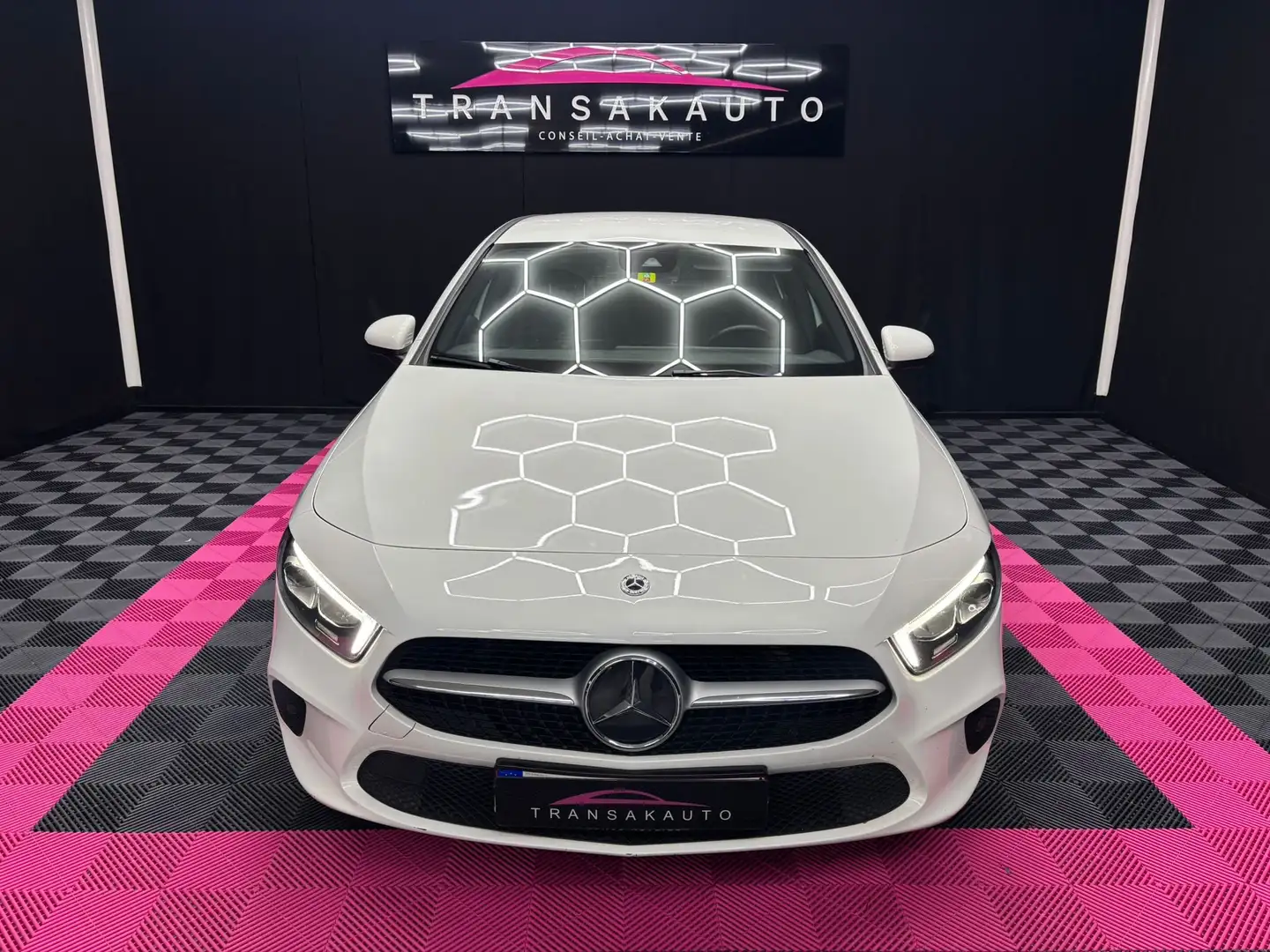 Mercedes-Benz A 180 AUTOMATIQUE / CARNET MERCEDES / GARANTIE 12 MOIS Weiß - 2