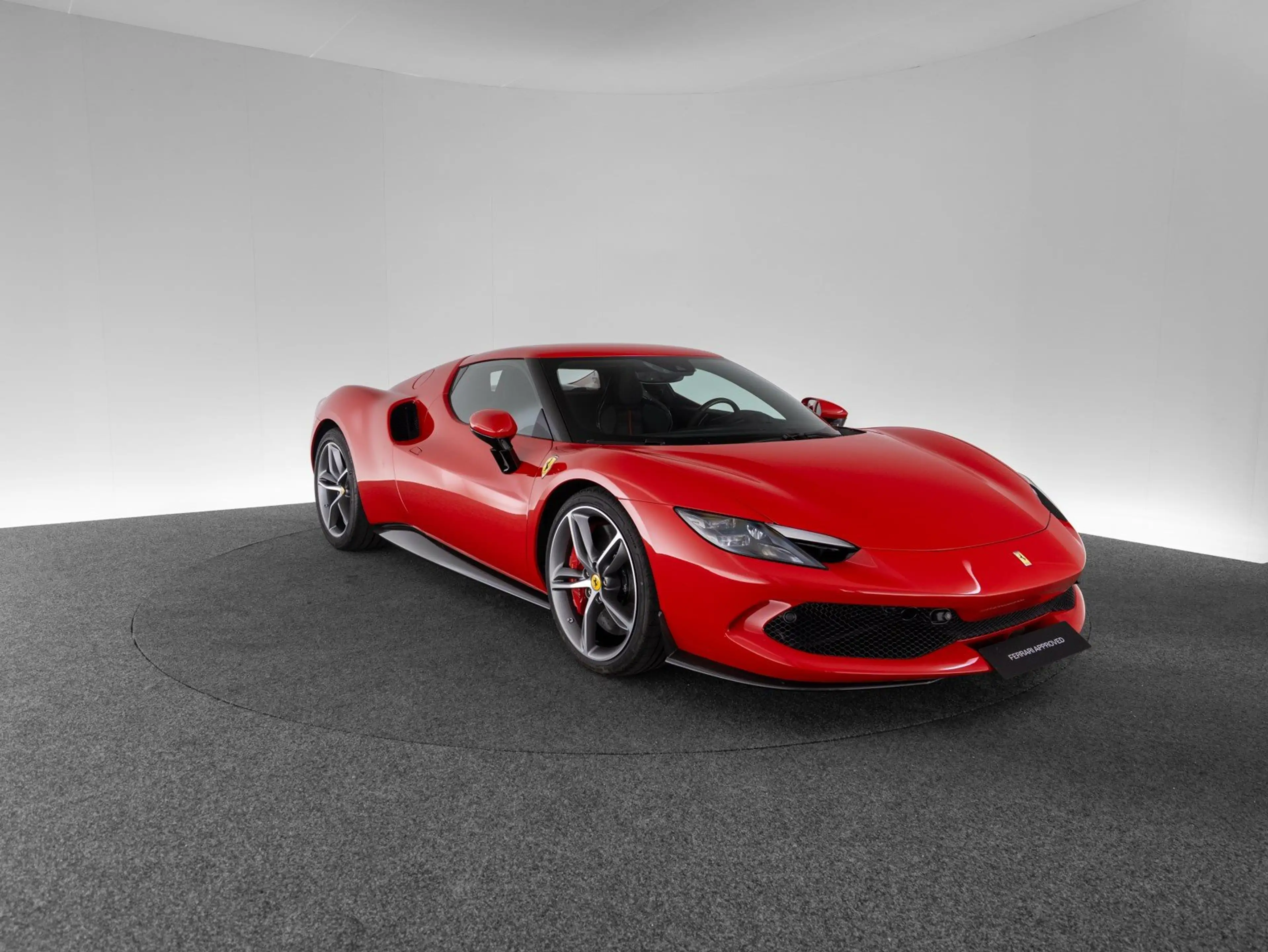 Ferrari 296 GTB — photo 3
