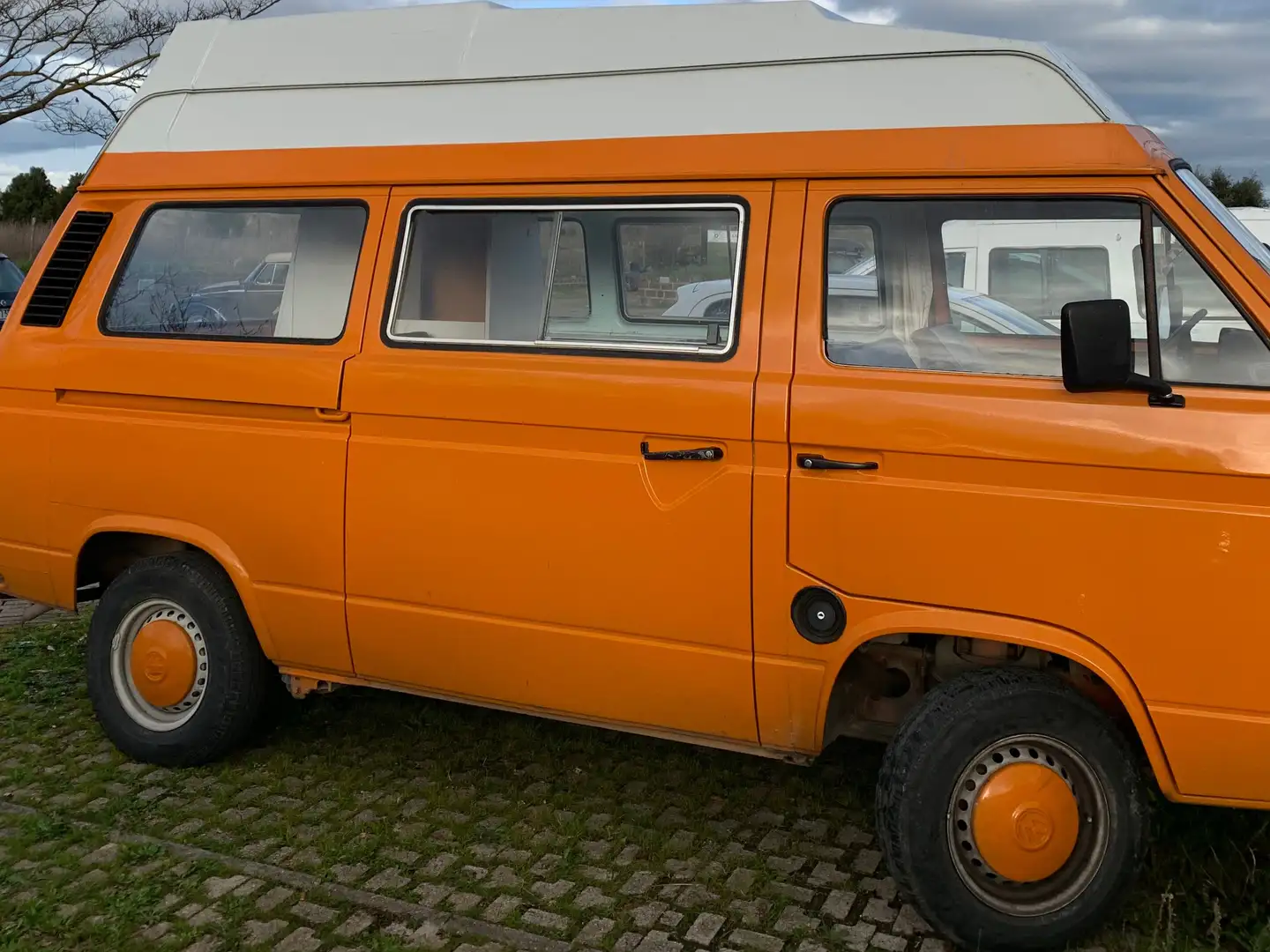 Volkswagen T3 Kombi Orange - 2