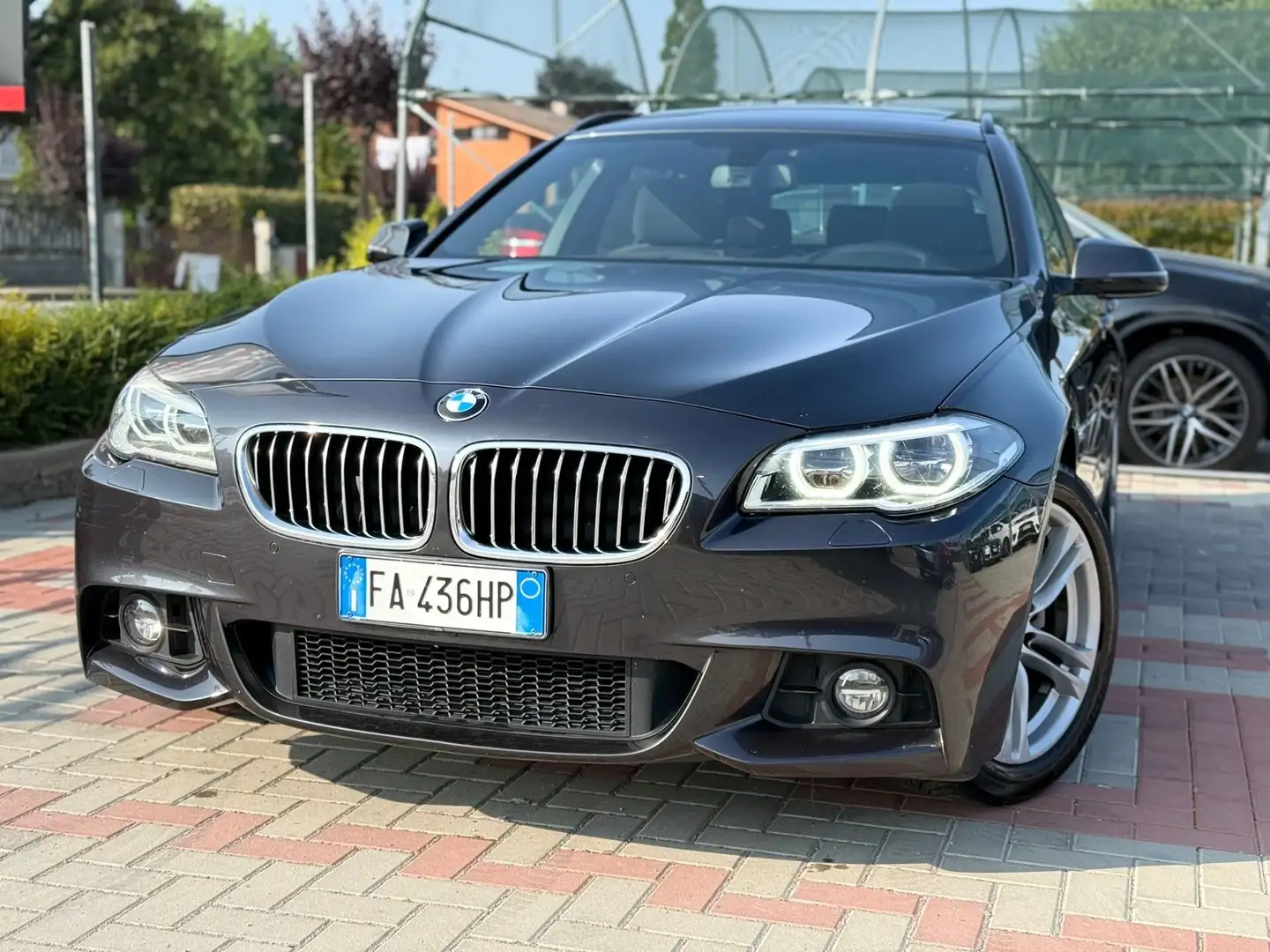 BMW 520 520d xDrive Touring Msport Grigio - 1