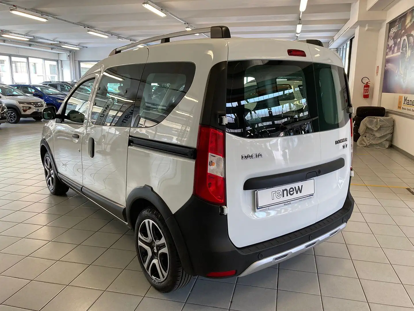 Dacia Dokker Stepway 1.5 dCi 90cv S&S MULTISPAZIO rif.FN648 Bianco - 2