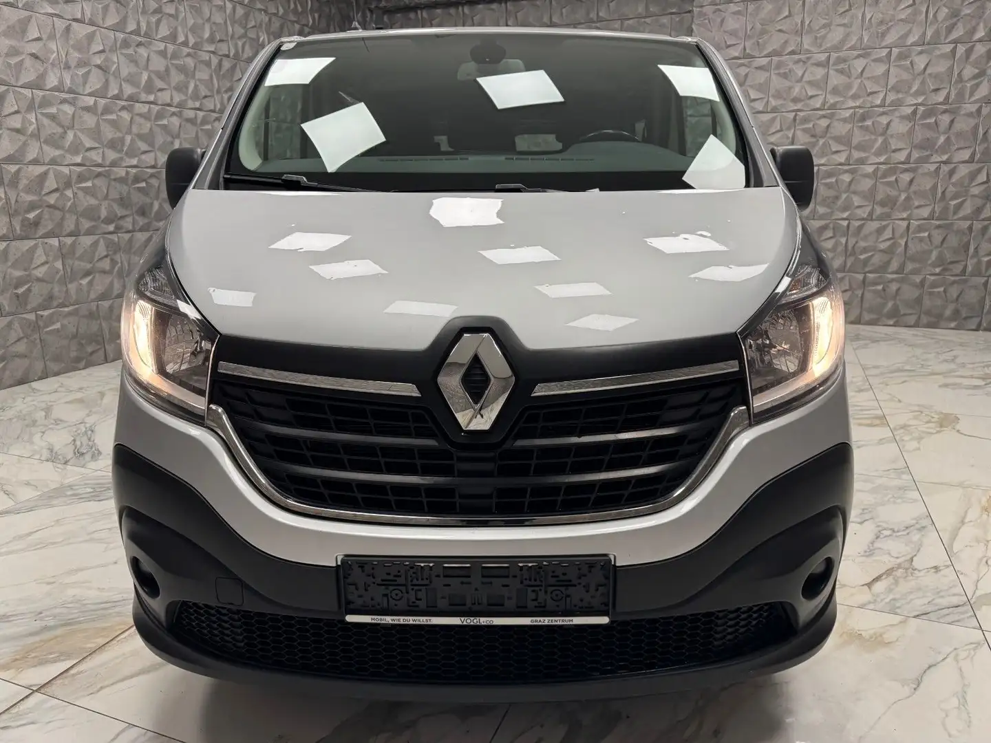 Renault Trafic DK L2H1 3,0t 2.0 dCi Weiß - 2