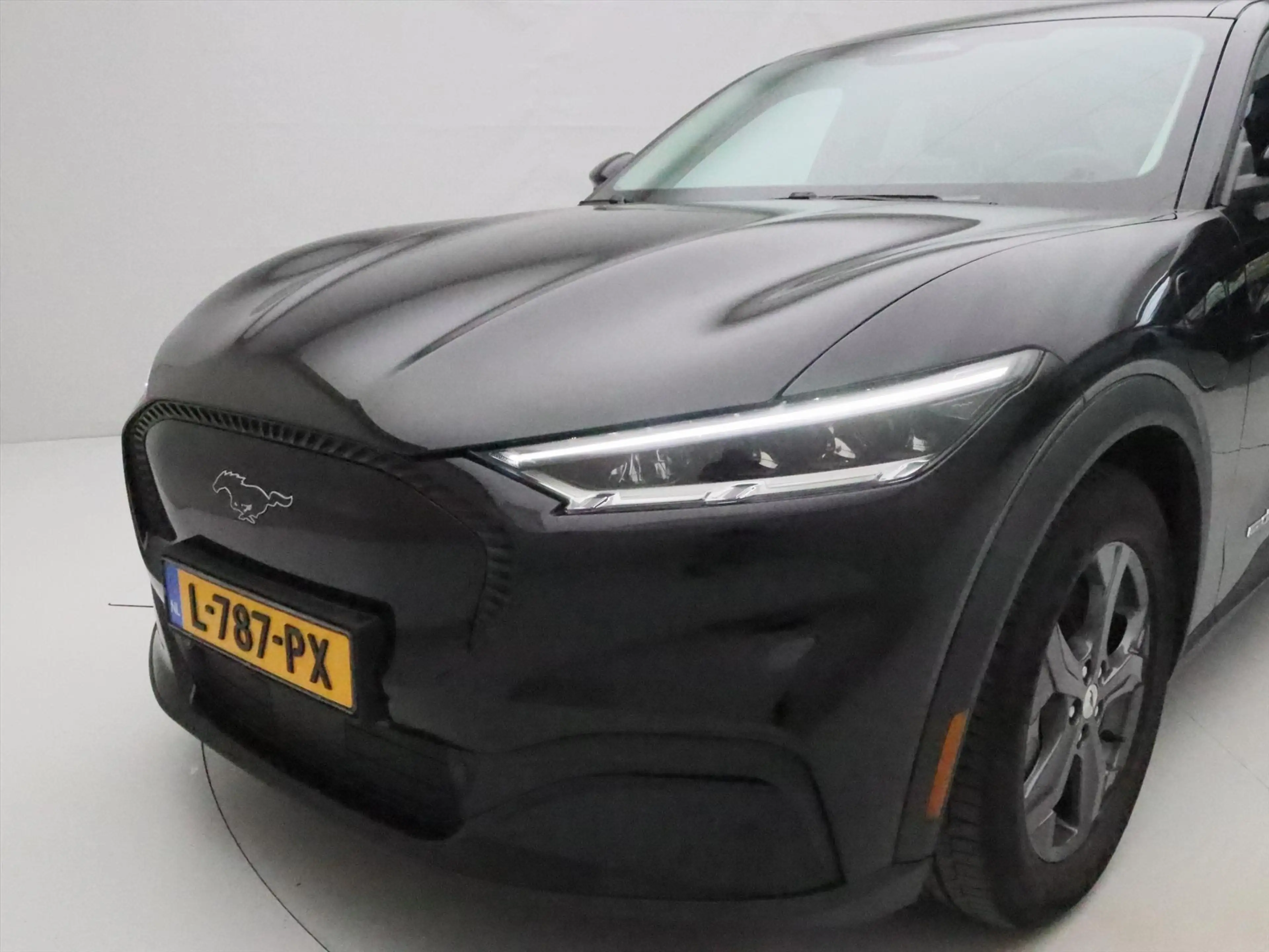 Ford Mustang Mach-E 75kWh 258pk RWD 96% Soh [ LEDER+CARPLAY+STOEL/STUU — photo 32