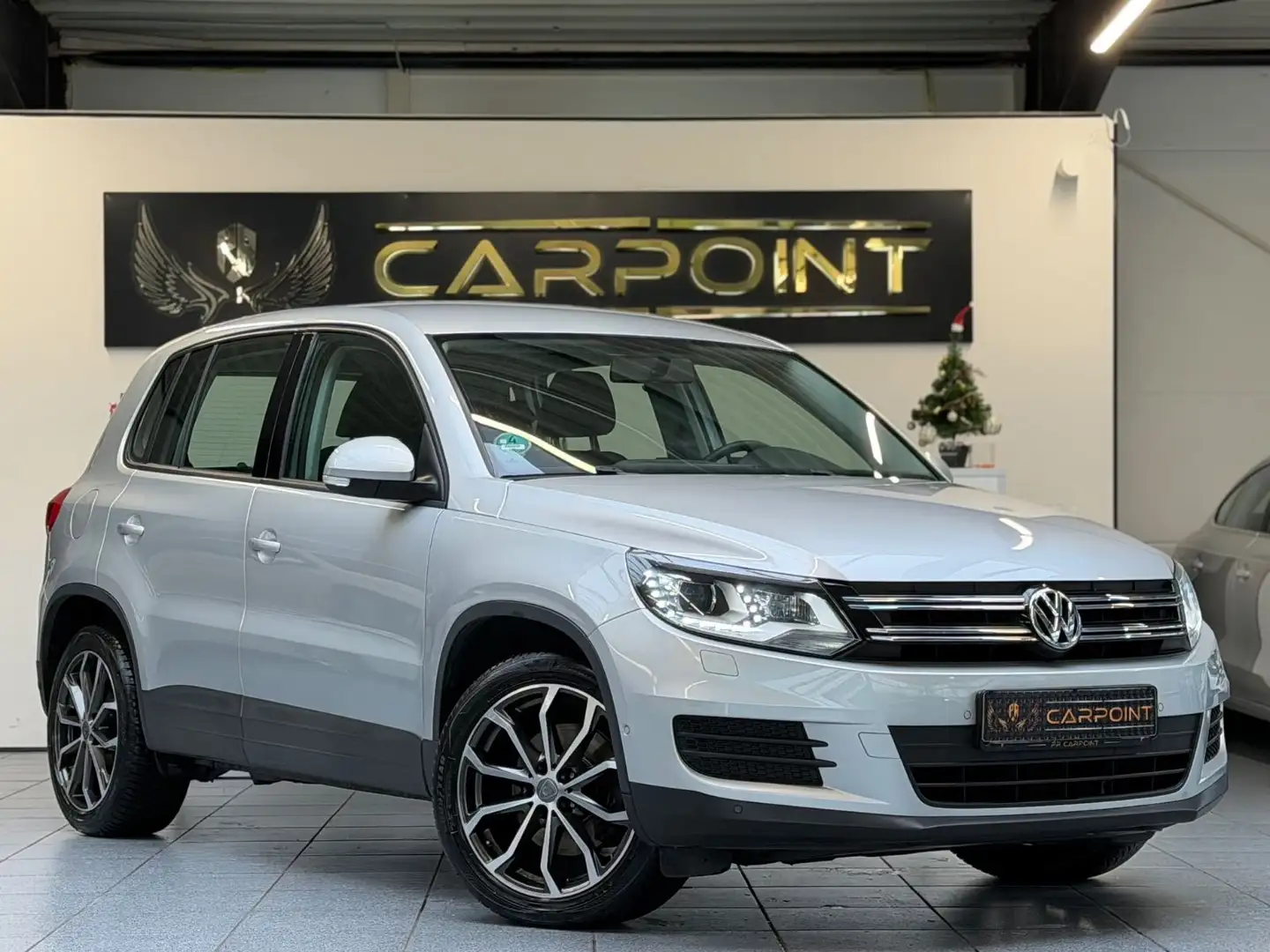 Volkswagen Tiguan 1.4 TSI DSG BlueMotion/Anh./Bi-Xenon/BT Zilver - 1