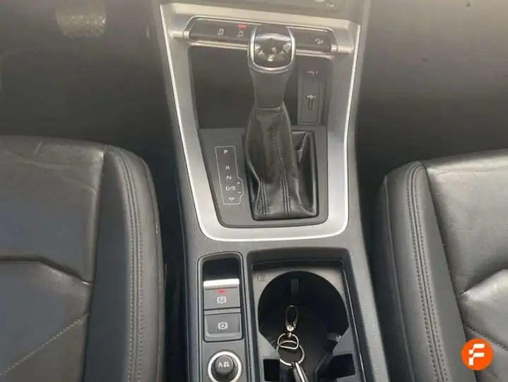 Audi Q3 2019, foto 21