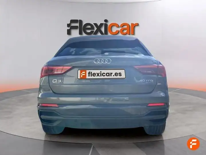Audi Q3 2019, foto 7