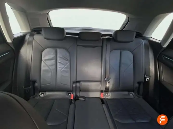 Audi Q3 2019, foto 24
