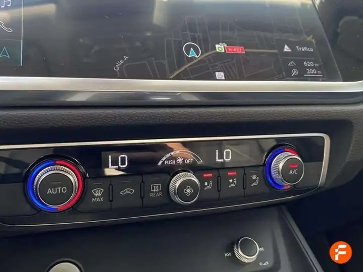 Audi Q3 2019, foto 19