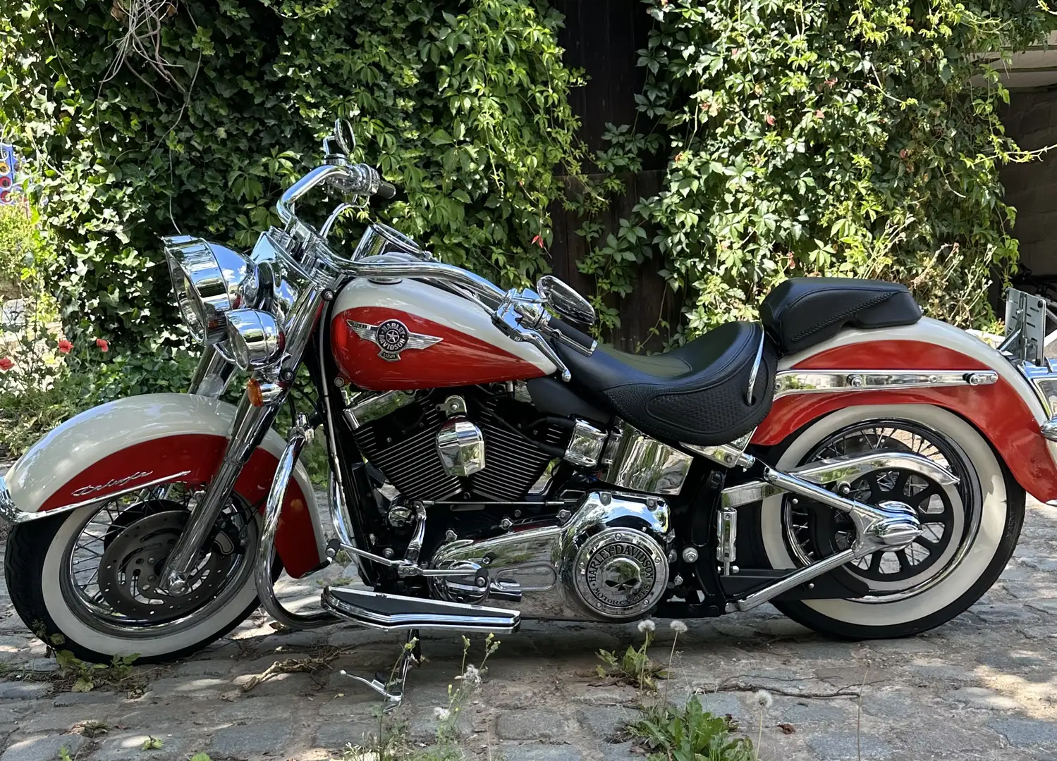 Harley-Davidson Heritage Softail Softail Deluxe modele 2013 - 1