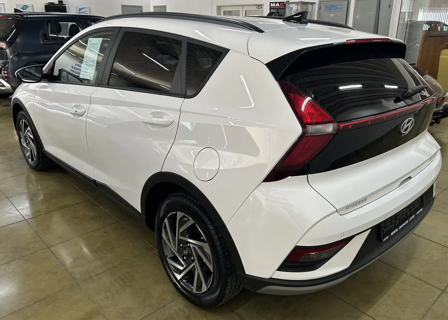 Hyundai BAYON TECHNO 1.0 T-GDi 100CV - NEUVE DE STOCK - 0 KM Wit - 2