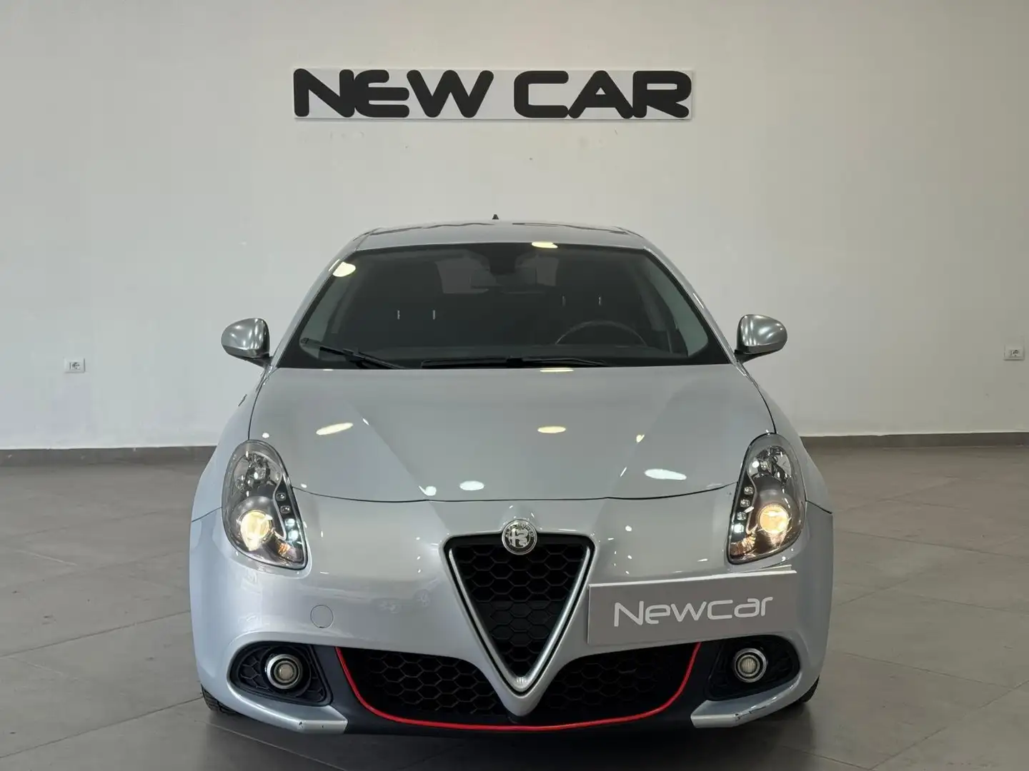 Alfa Romeo Giulietta Giulietta 1.6 JTDm TCT 120 CV Super Grigio - 2