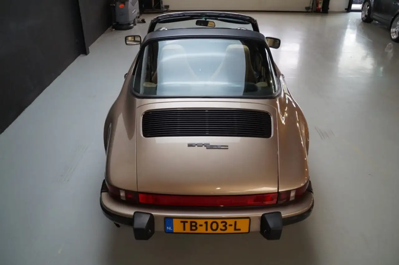 Porsche 911 Targa 3.0 Super Carrera Beautiful Driver (1982), foto 7