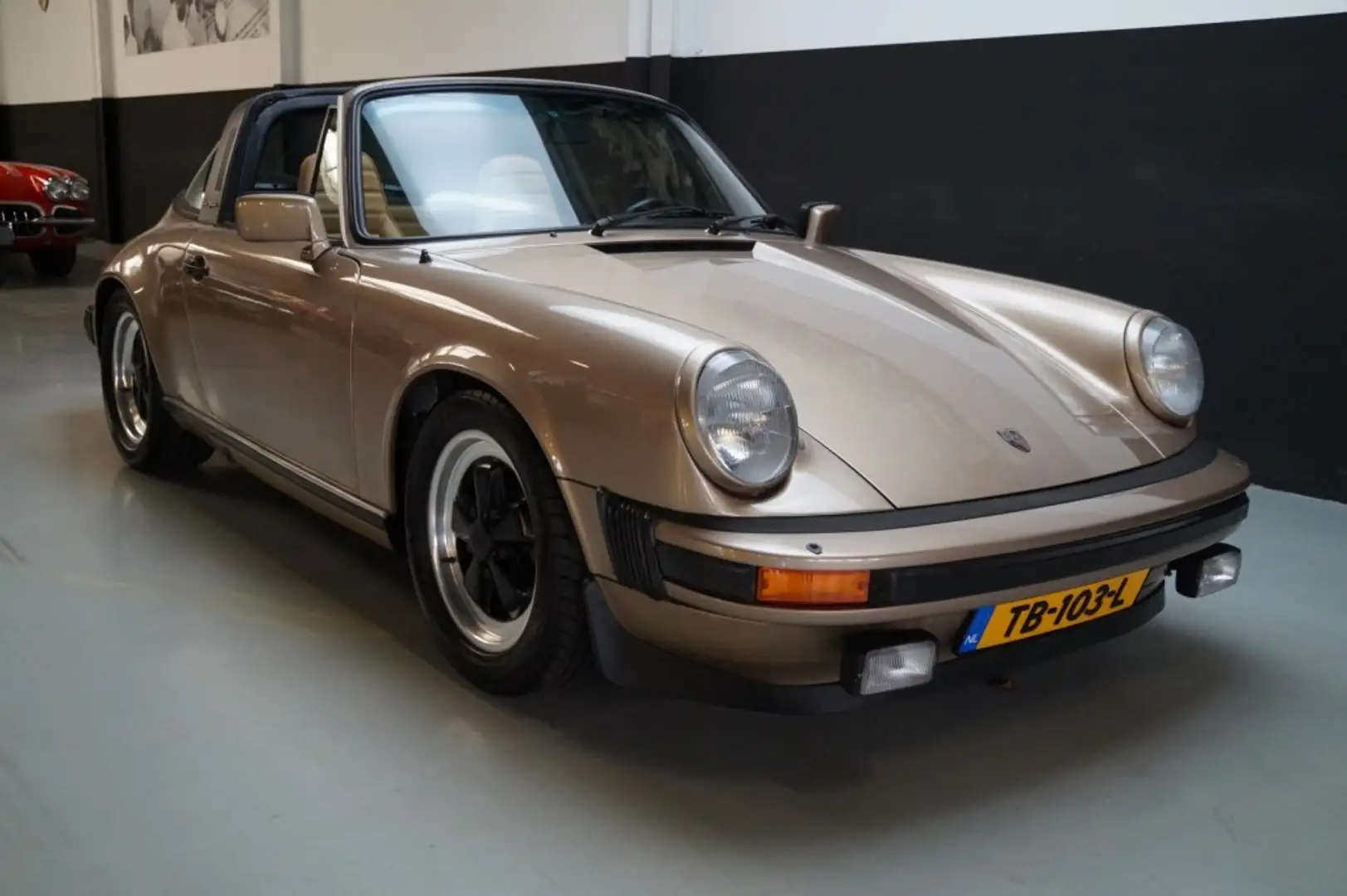 Porsche 911 Targa 3.0 Super Carrera Beautiful Driver (1982) Oro - 2