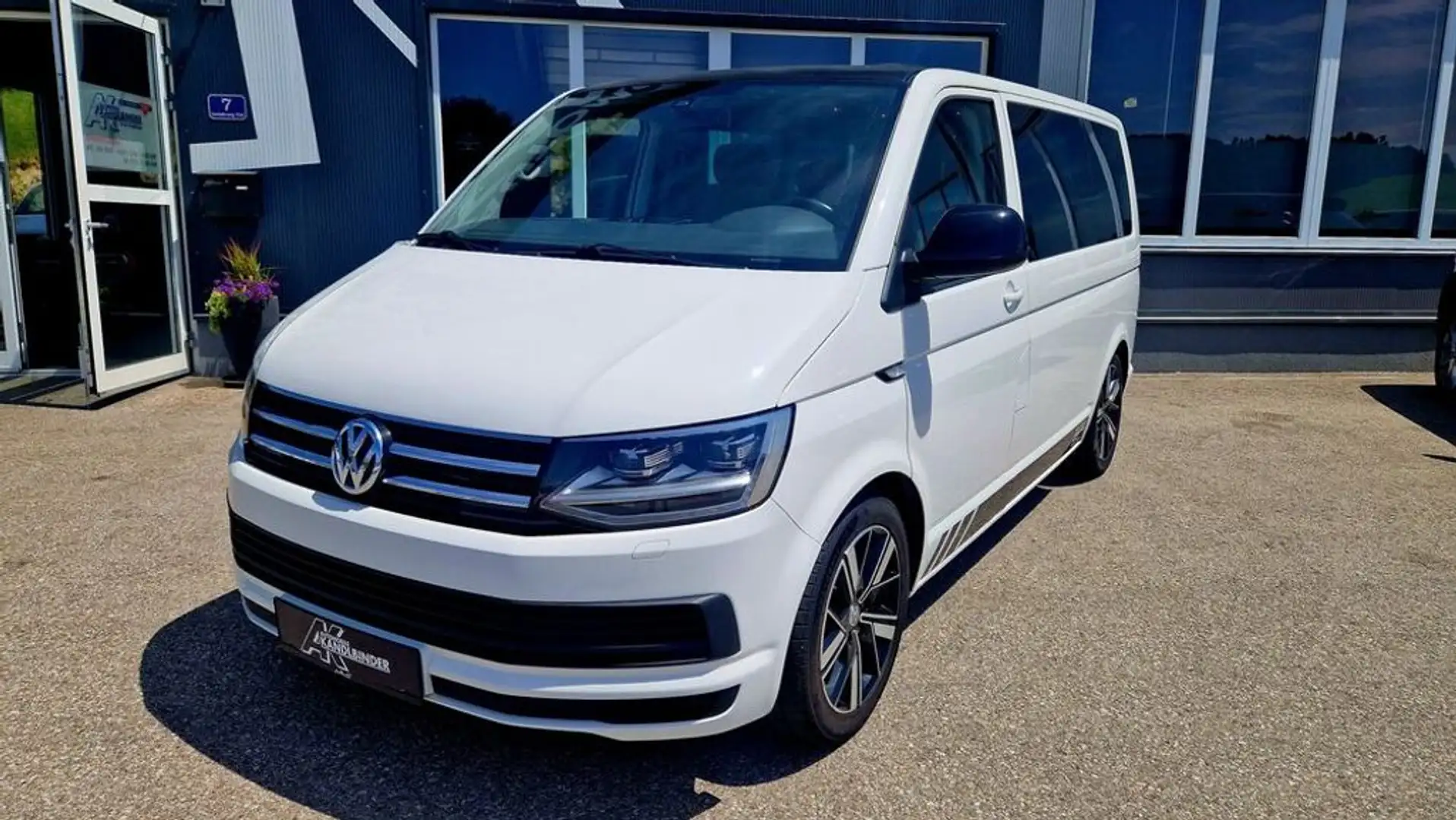 Volkswagen T5 Multivan 2,0 TDI 4motion Weiß - 1