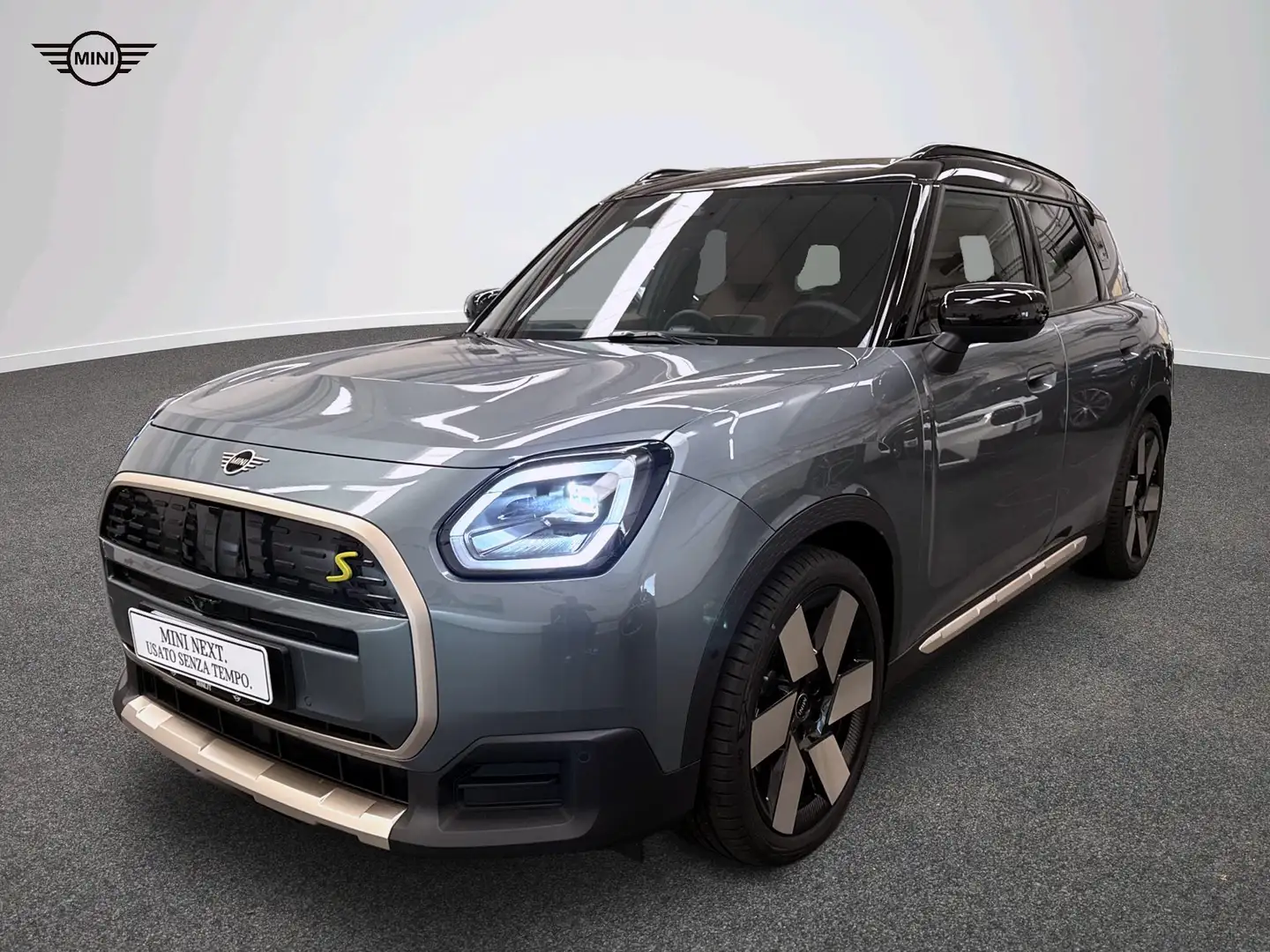 MINI Countryman SE All4 Favoured Verde - 1