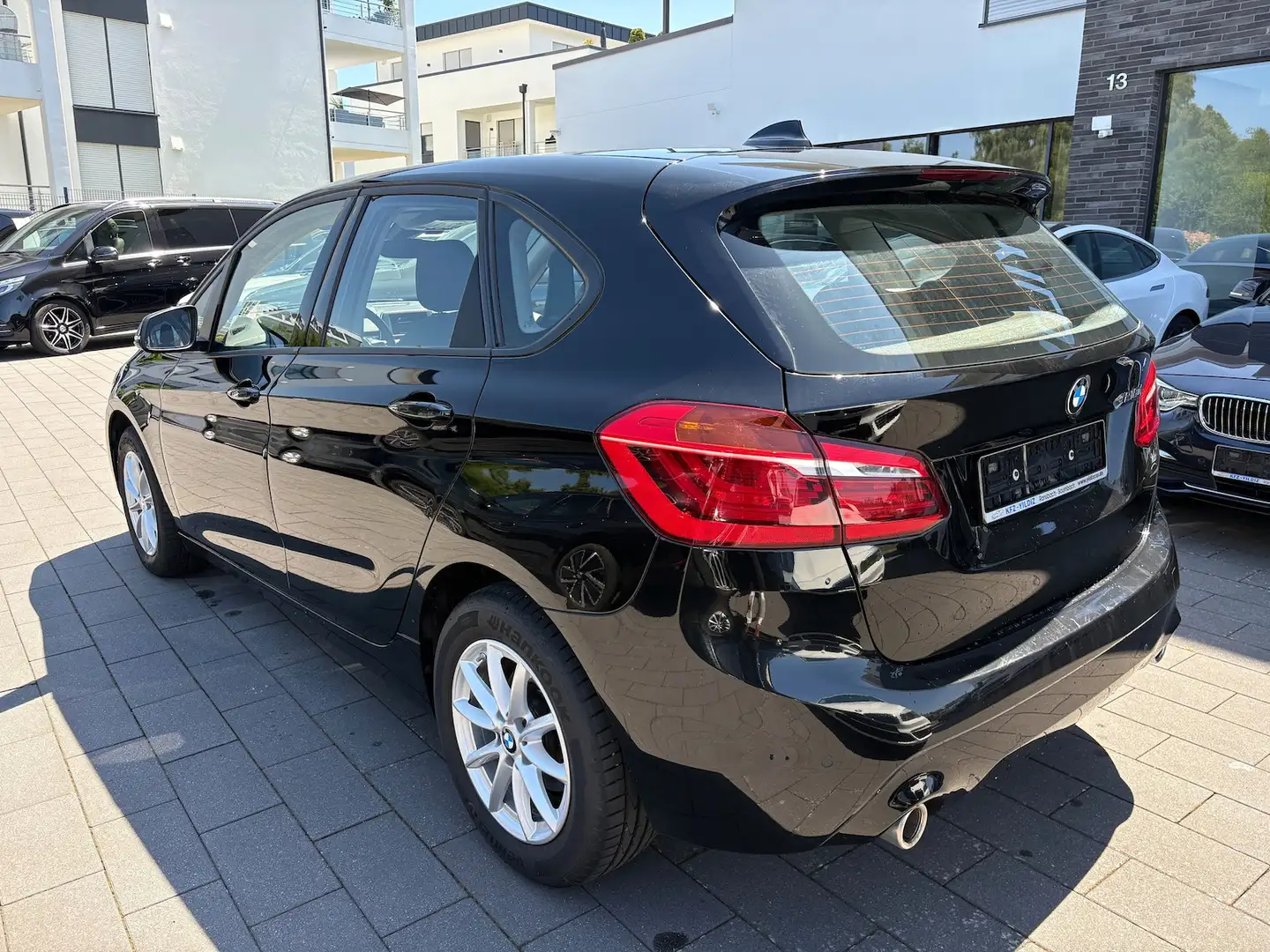 BMW 218 * TEMOMAT * ALUFELGEN Schwarz - 2