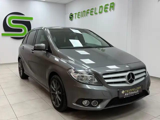 Mercedes-Benz B 220 CDI / AHK / NAVI / TEMPOMAT / RKAM