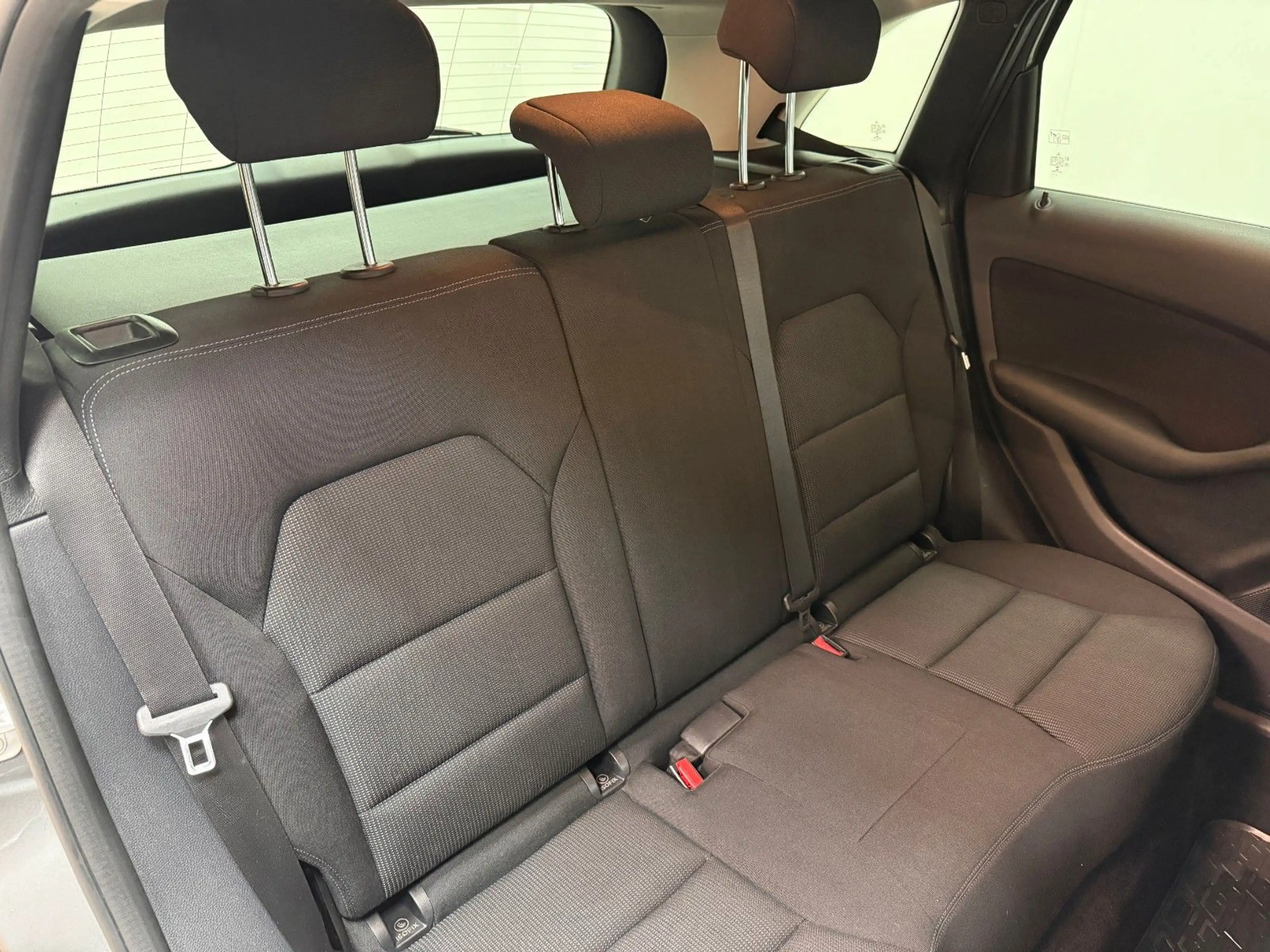 Mercedes-Benz B 220 CDI / AHK / NAVI / TEMPOMAT / RKAM — photo 15