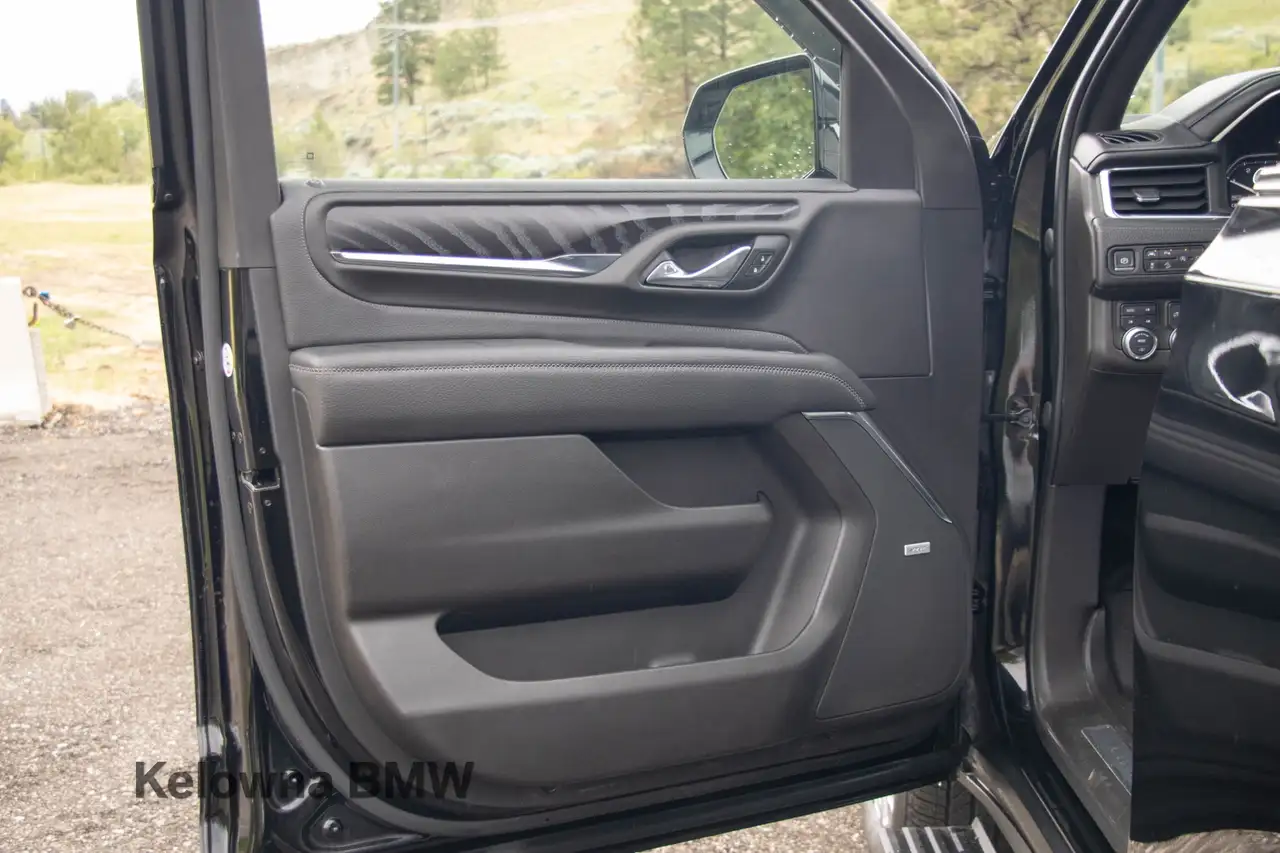 GMC Yukon снимка GMC Yukon