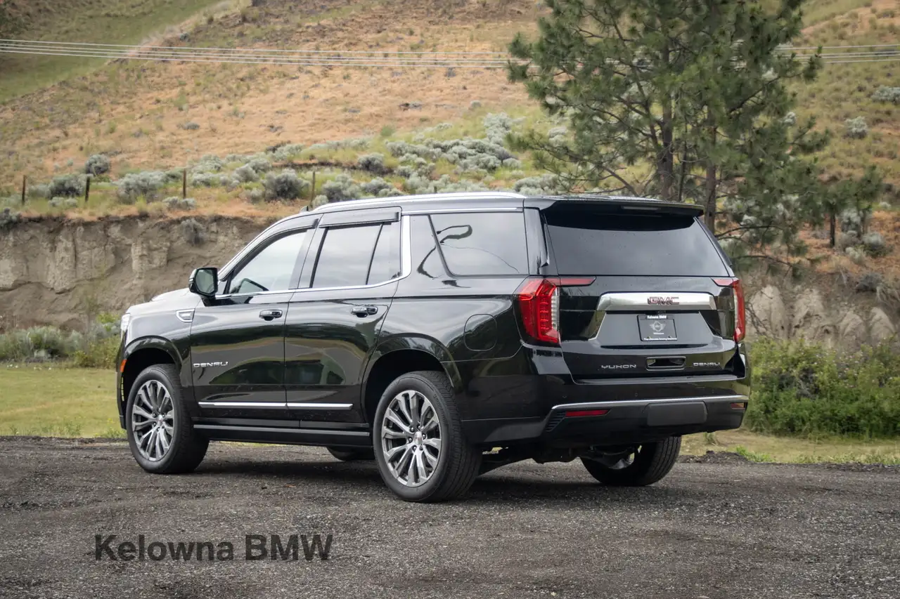 GMC Yukon снимка GMC Yukon