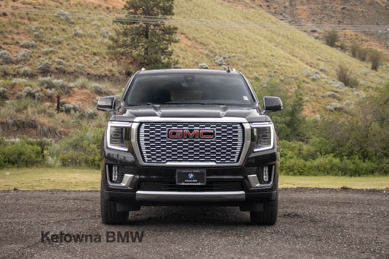 GMC Yukon снимка GMC Yukon