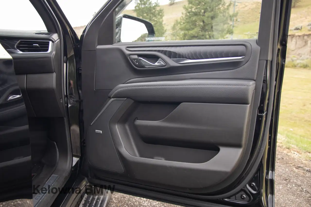 GMC Yukon снимка GMC Yukon