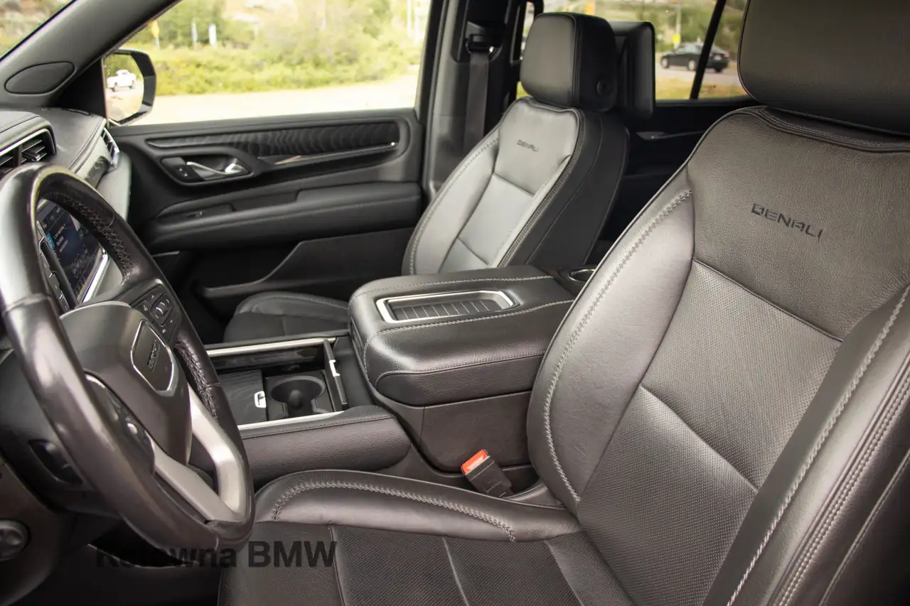 GMC Yukon снимка GMC Yukon