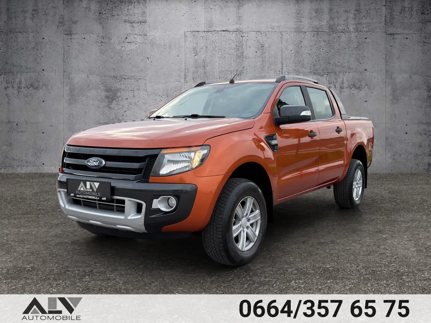 Ford Ranger Wildtrak Doppelkabine 4x4 3,2 TDCI Automatik Orange - 2