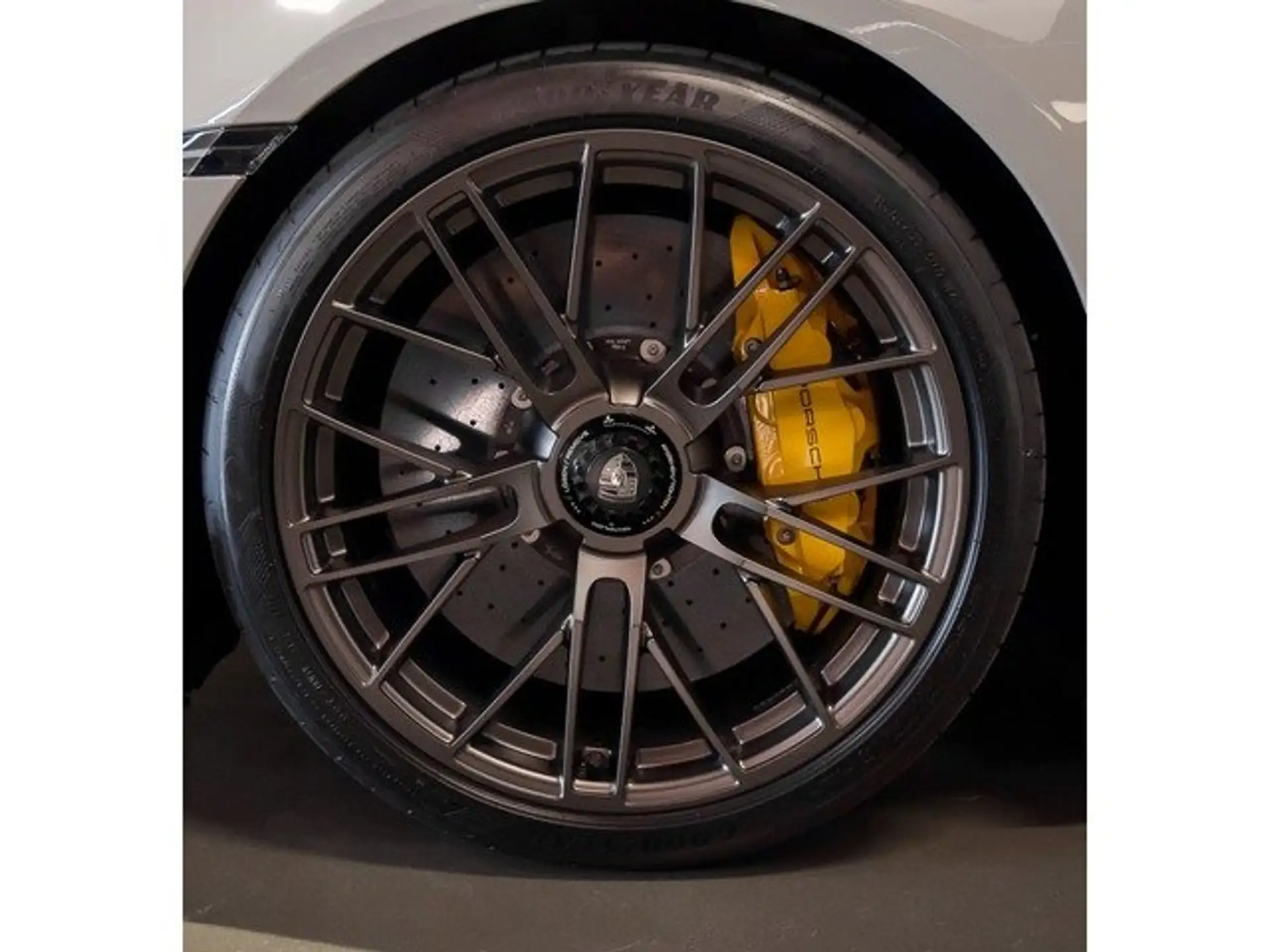 포르쉐 911 Turbo S Cabriolet 2026 화이트 사진 3