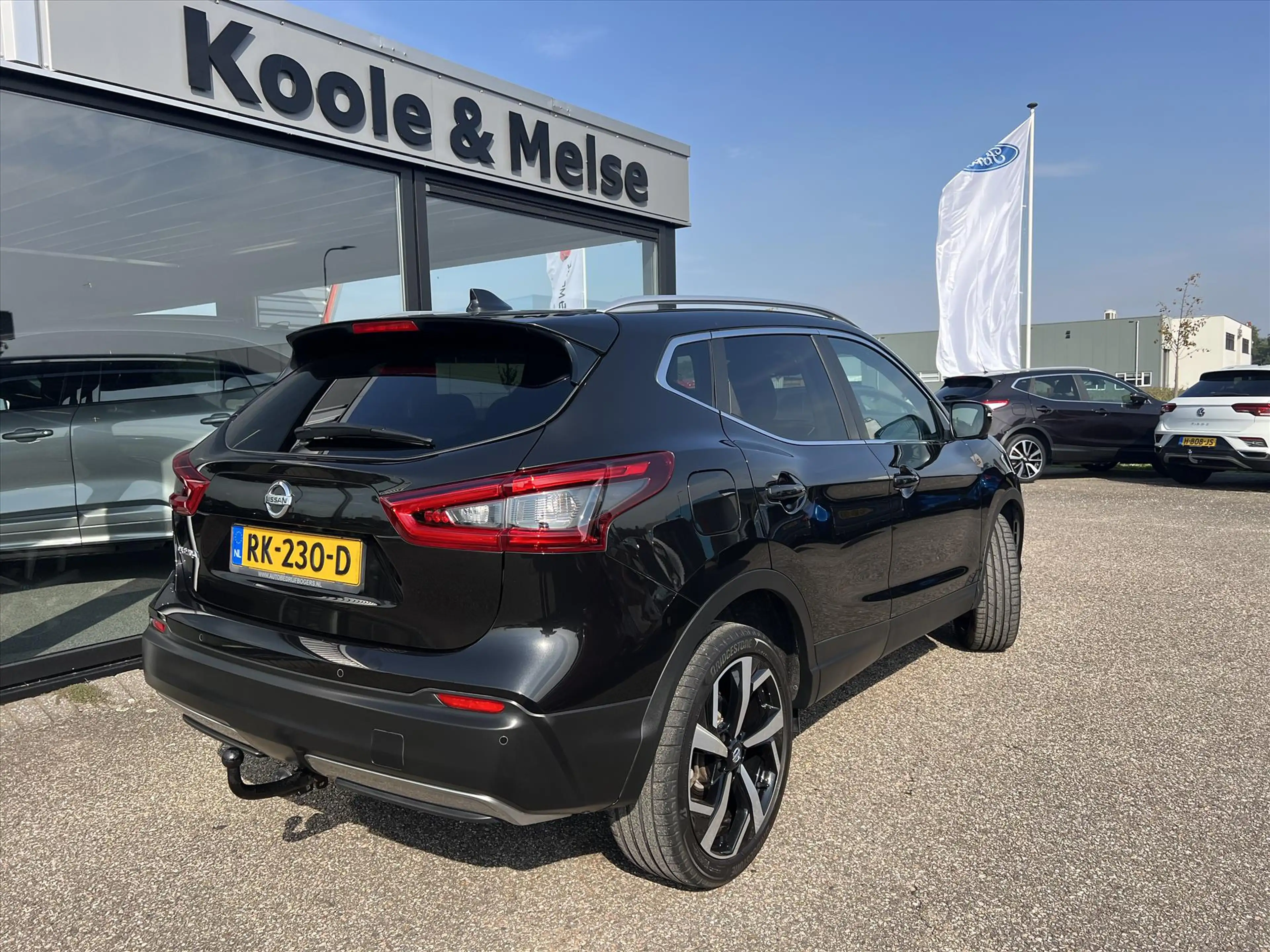 Nissan Qashqai 1.2 115pk DIG-T XTRONIC AUTOMAAT Tekna , trekhaak — photo 5