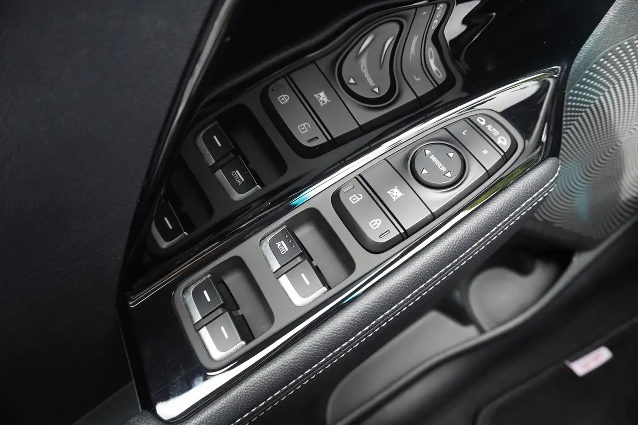 Kia Niro 1.6 Hybrid Vision Aut. LED Navi Kamera PDC, миниатюра 20