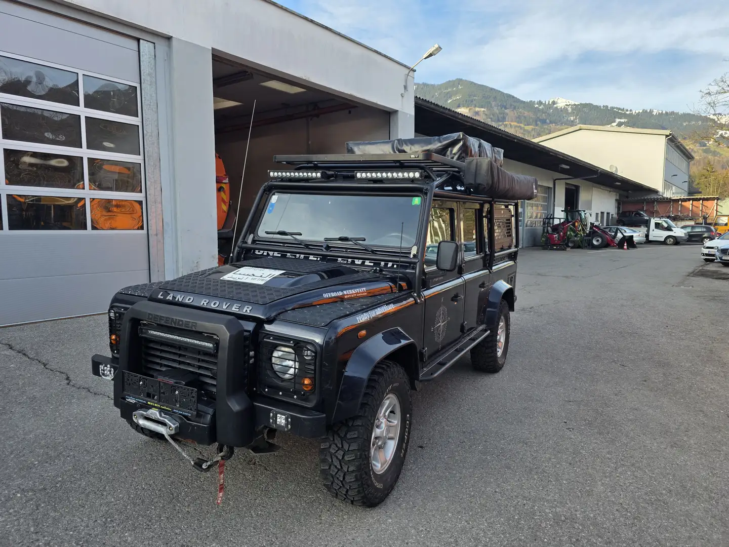 Land Rover Defender Defender 110 Station Wagon Uti Blau - 2
