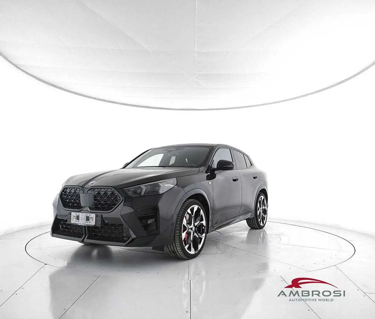 BMW X2 sDrive18d Msport Innovation Comfort package Czarny - 1