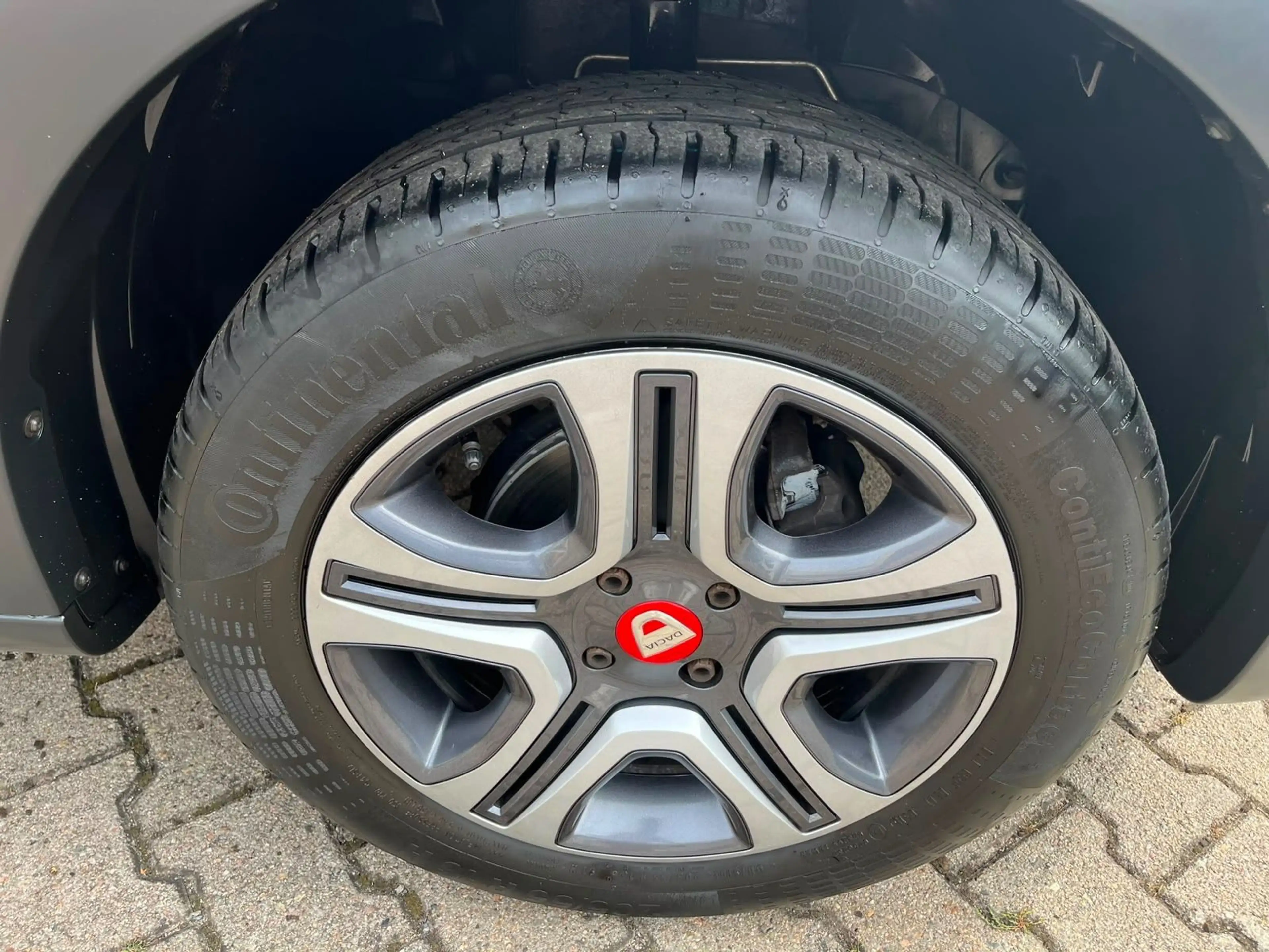 Dacia Logan MCV TCe 90 Stepway — photo 8