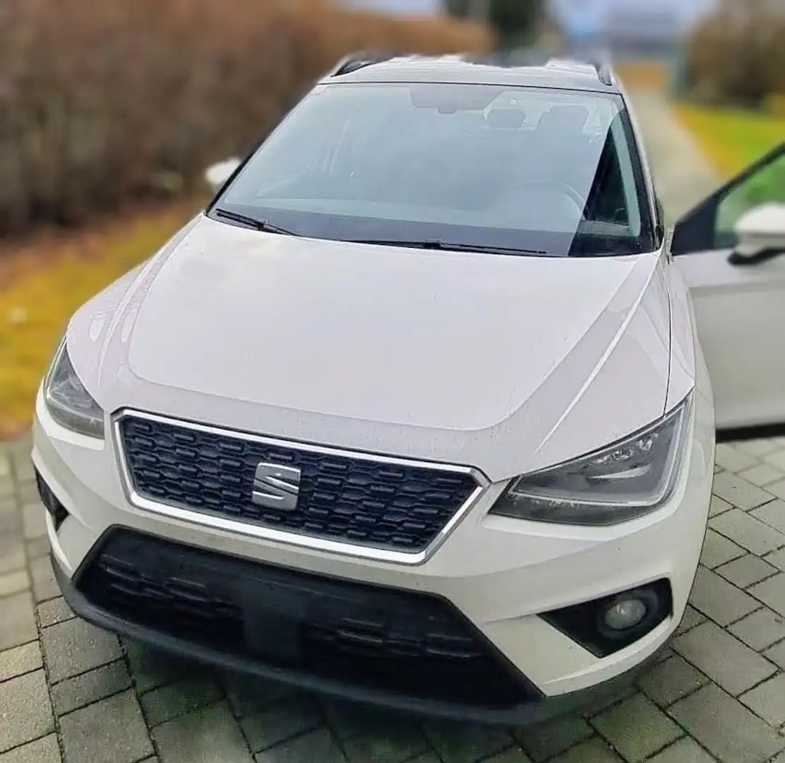 SEAT Arona Arona 1,0 Eco TSI Style Style Weiß - 1