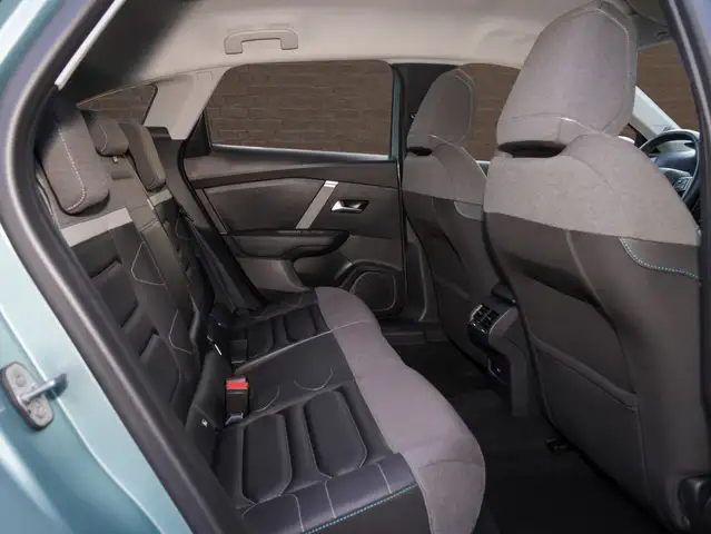 Citroen C4 view 12