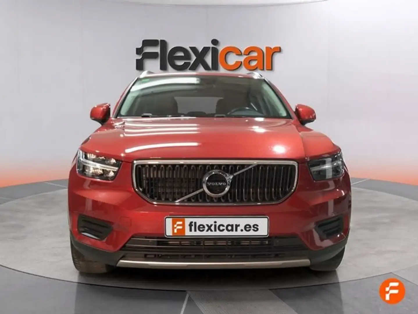 Volvo XC40 T3 Business Plus Rojo - 2
