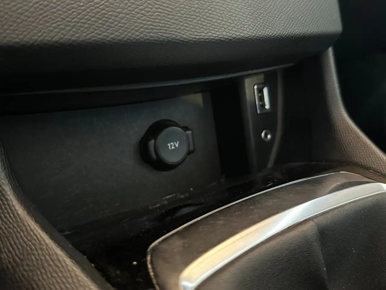 Peugeot 308 308 — photo 23