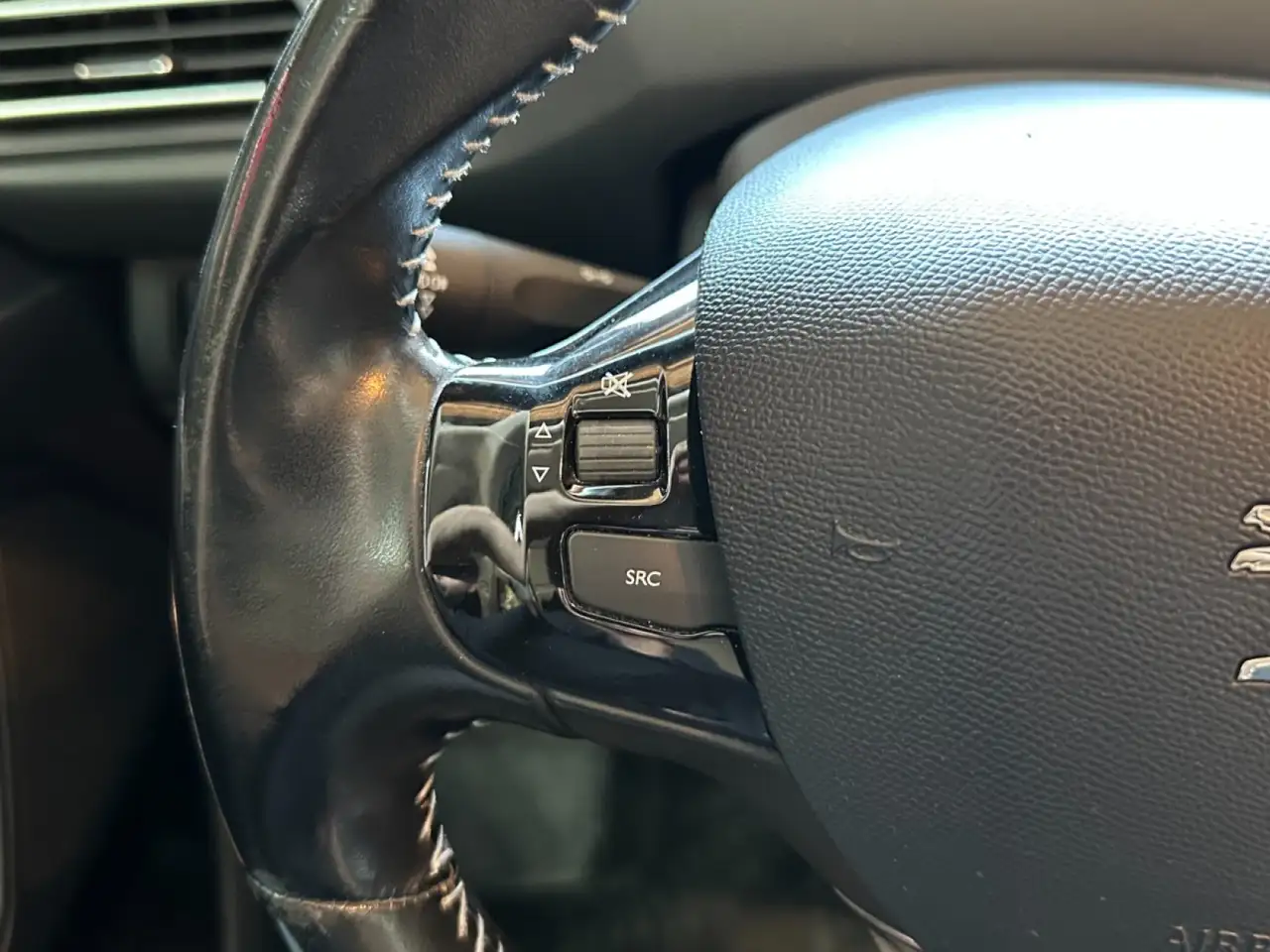 Peugeot 308 308 — photo 17