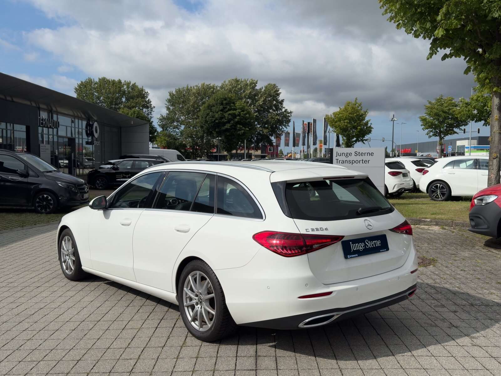 Mercedes-Benz C 220