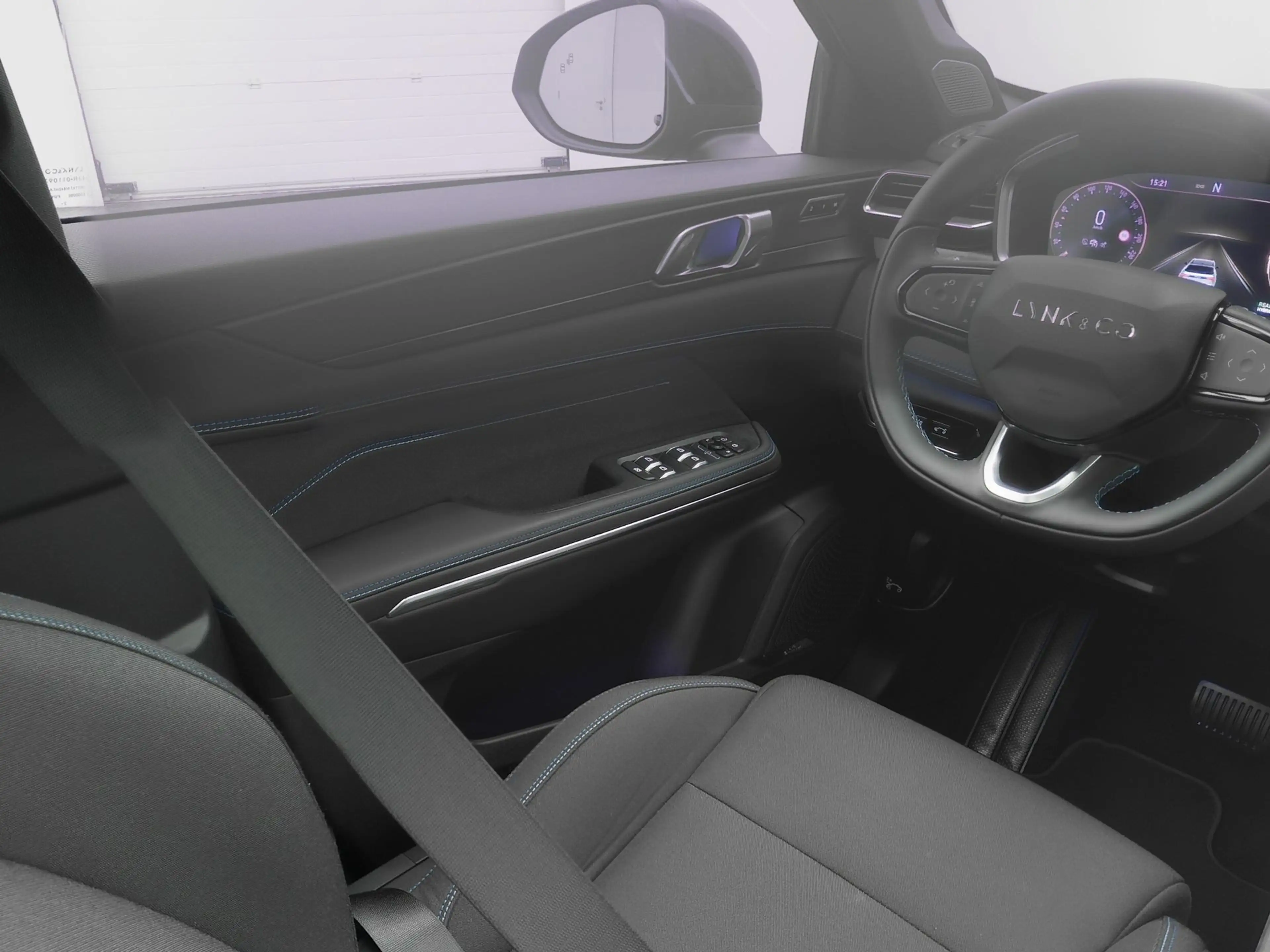 Lynk & Co 01 1.5 Plug-in Hybrid | 360° | BLACK | ZWARTE HEMEL | — photo 11