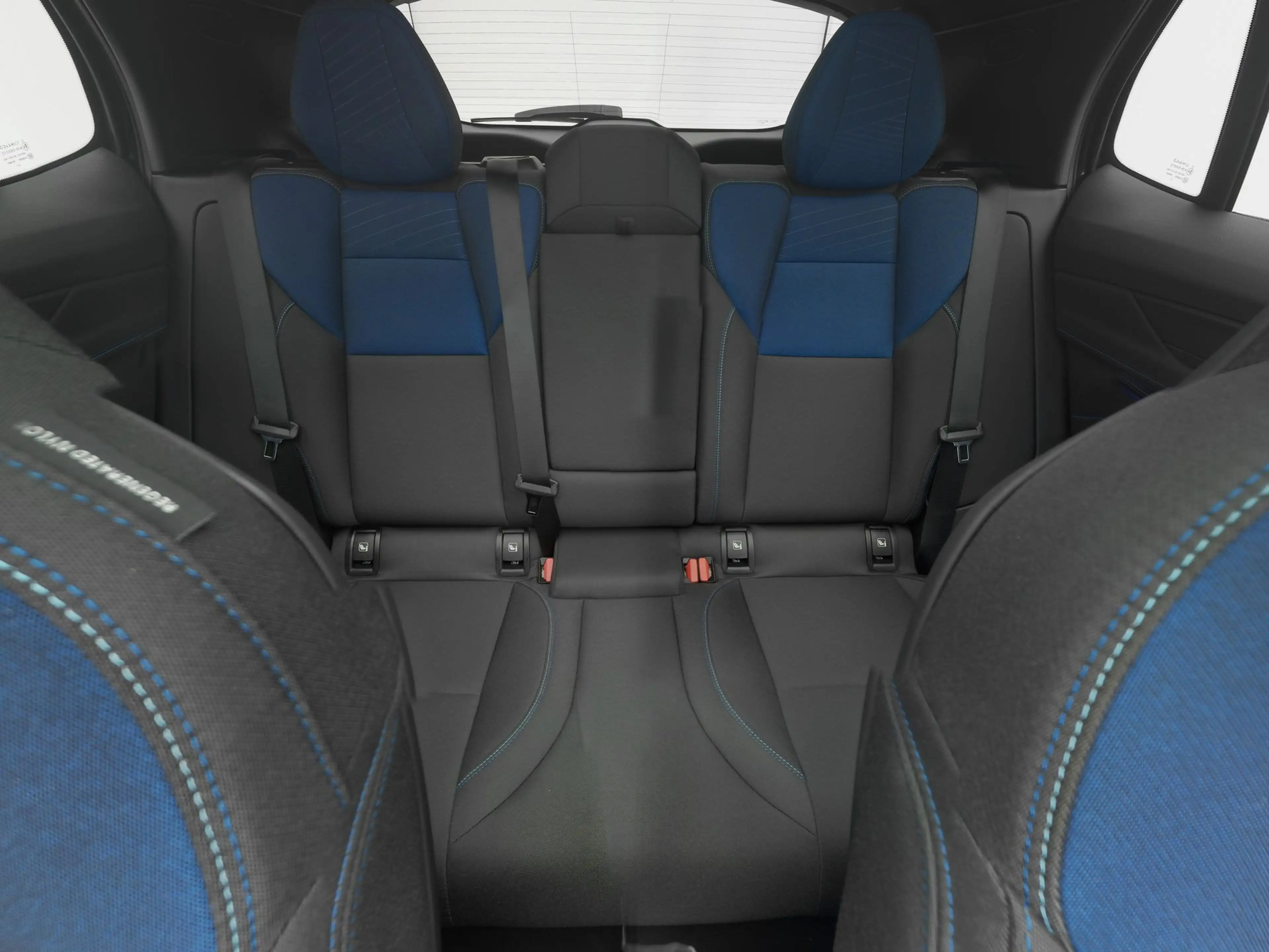 Lynk & Co 01 1.5 Plug-in Hybrid | 360° | BLACK | ZWARTE HEMEL | — photo 4