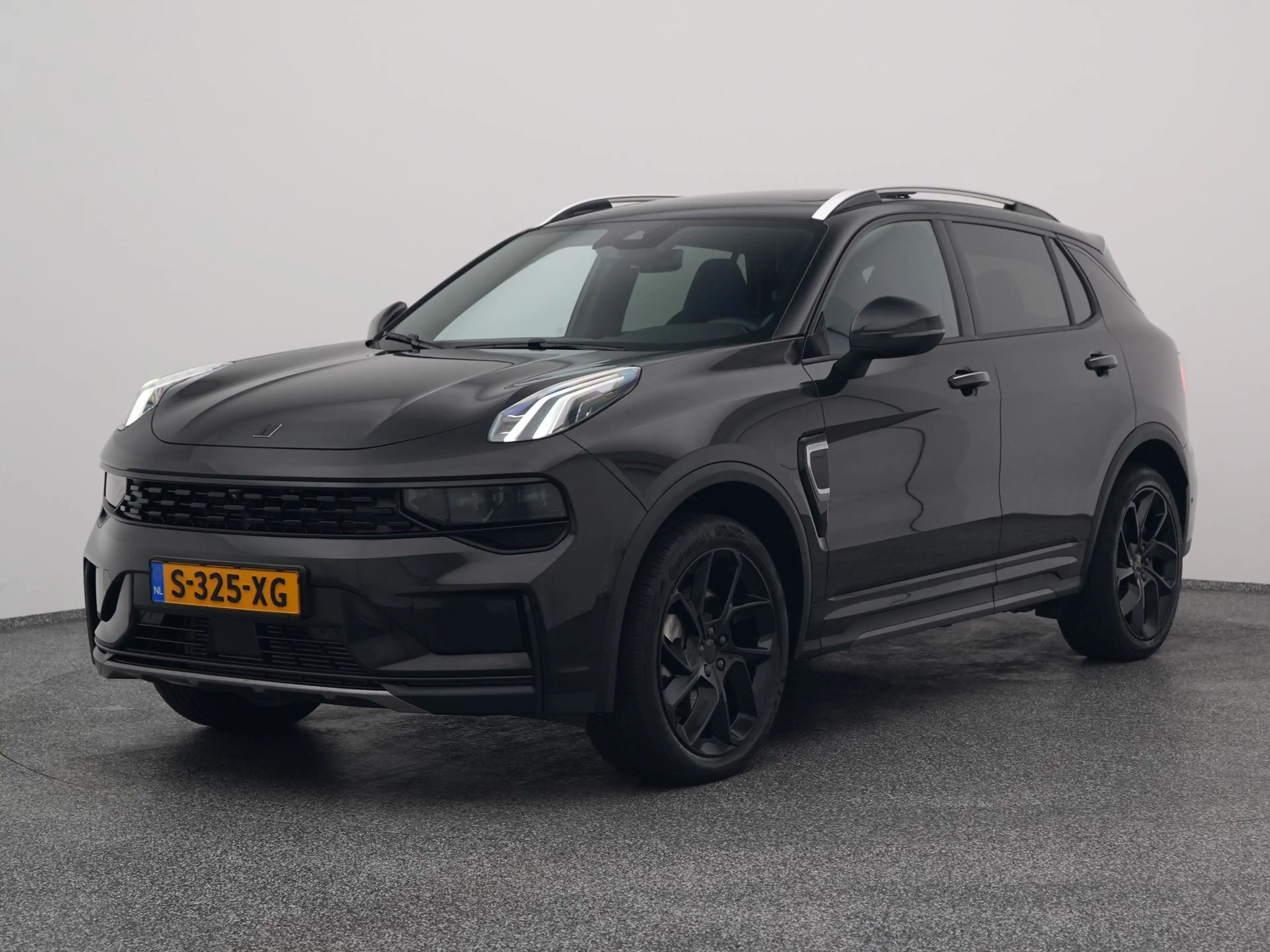 Lynk & Co 01 1.5 Plug-in Hybrid | 360° | BLACK | ZWARTE HEMEL |