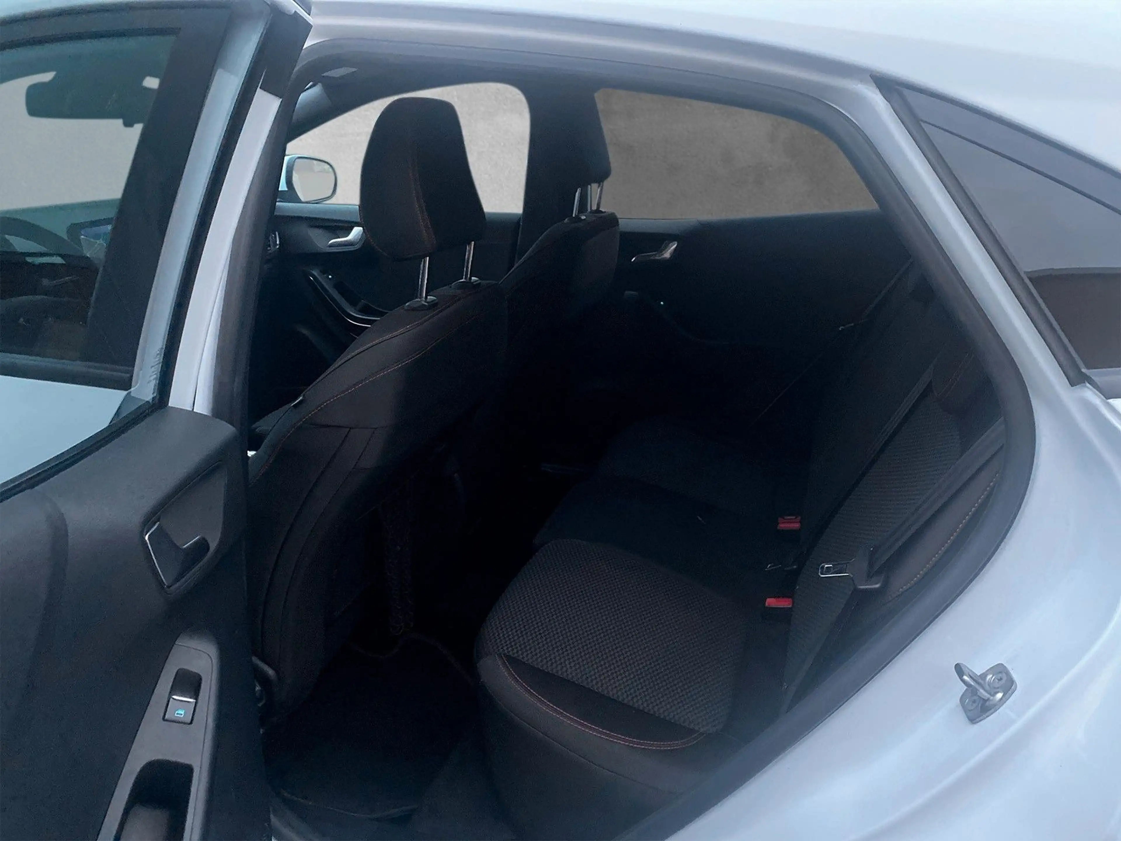 Ford Puma ST-Line — photo 10